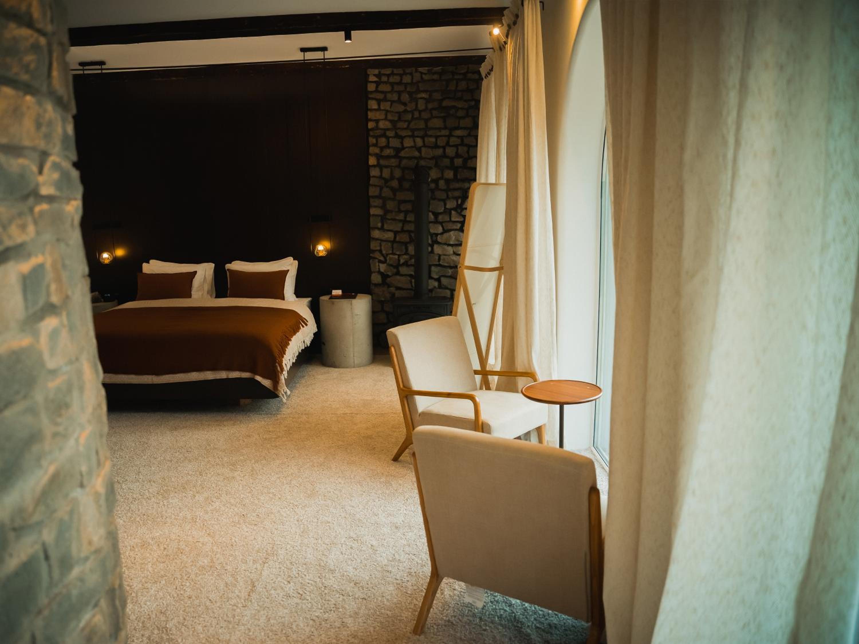 Suite with Lake View photo 1