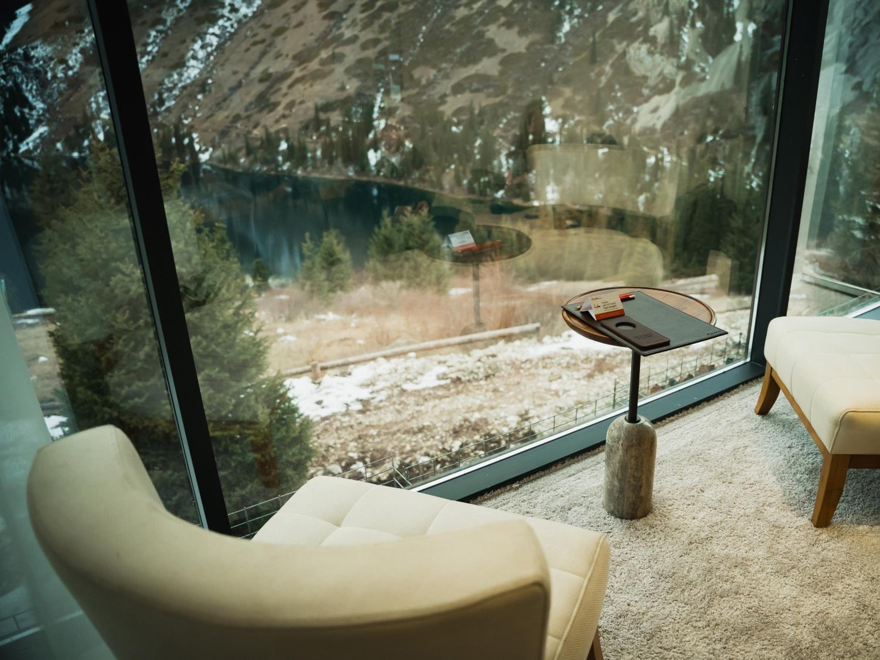 Double Room with Lake View photo 2