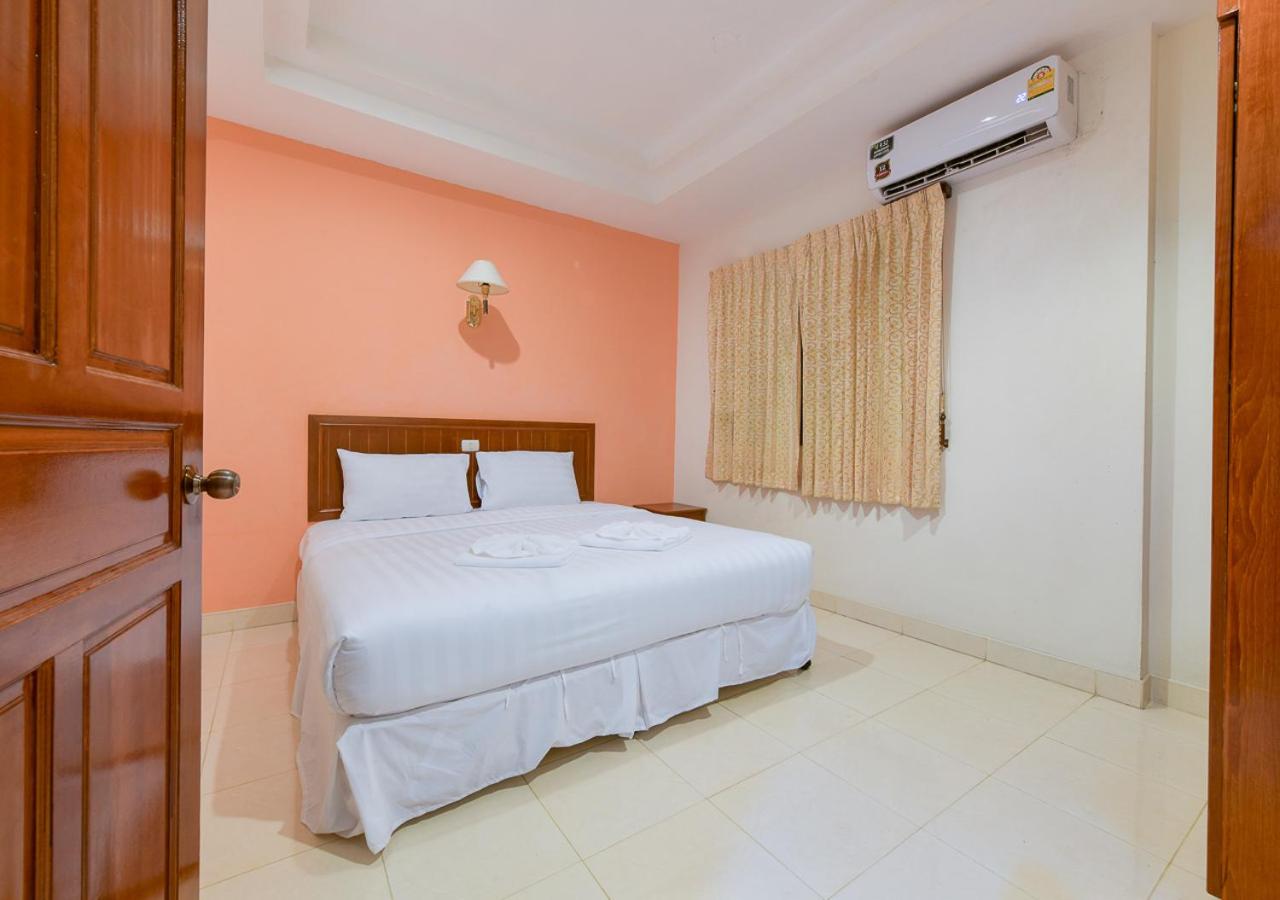 Deluxe Double Or Twin Room photo 1