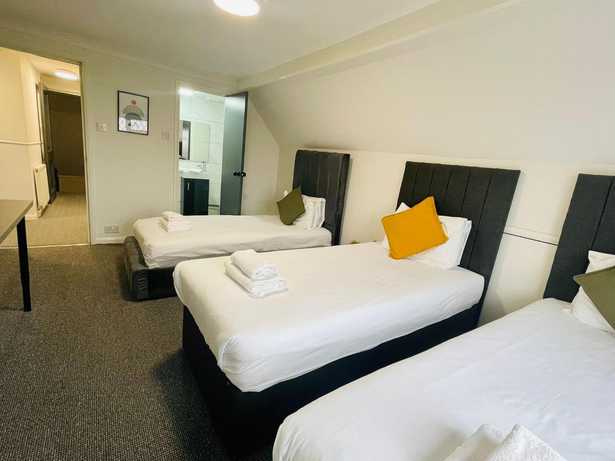 Deluxe Triple Room photo 2