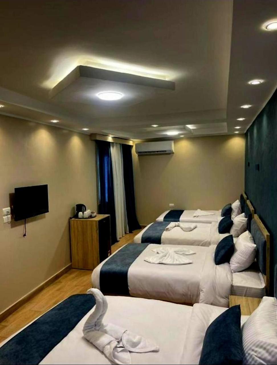 Triple Room With Mountain View