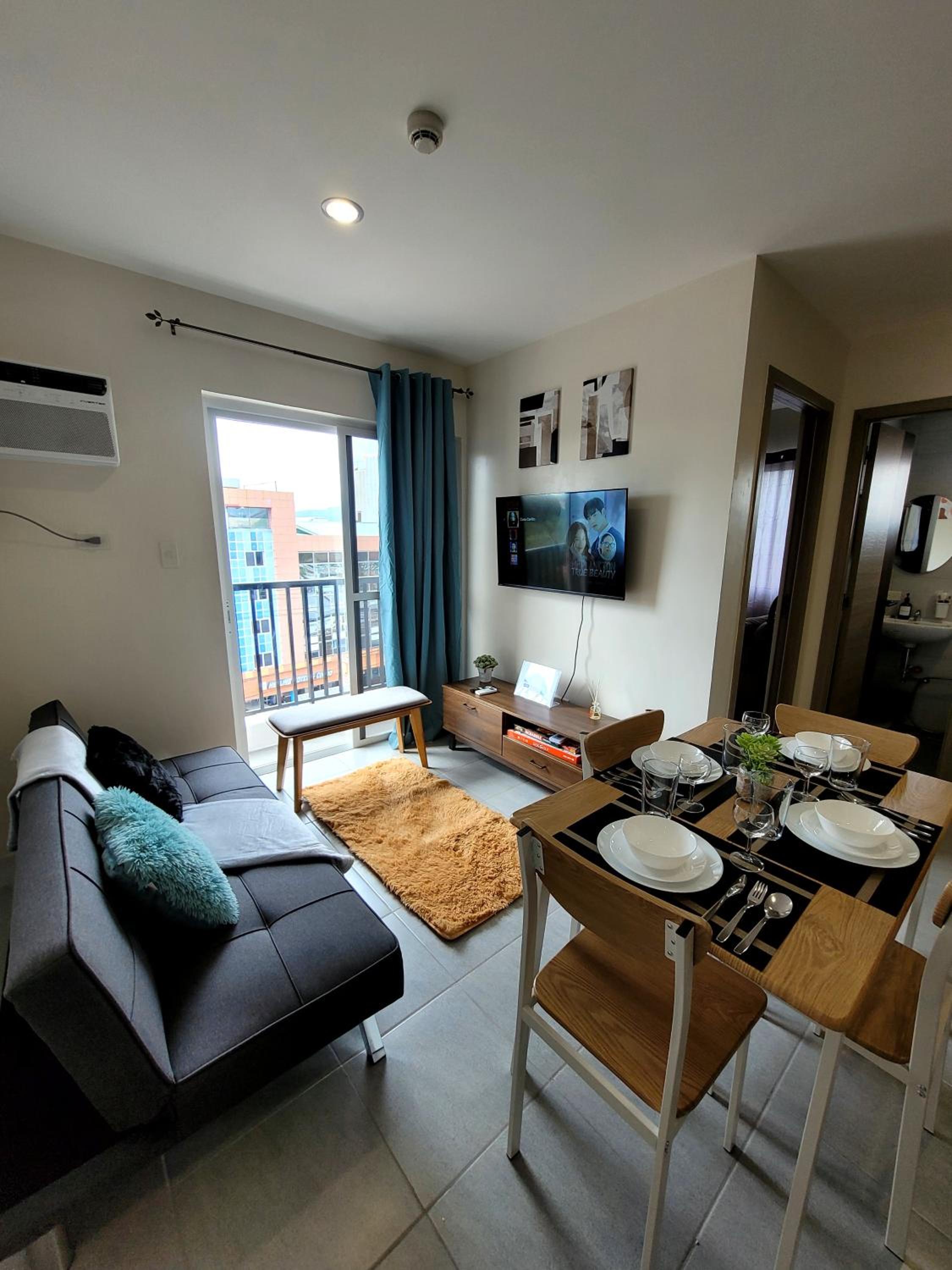 One-Bedroom Apartment with Terrace