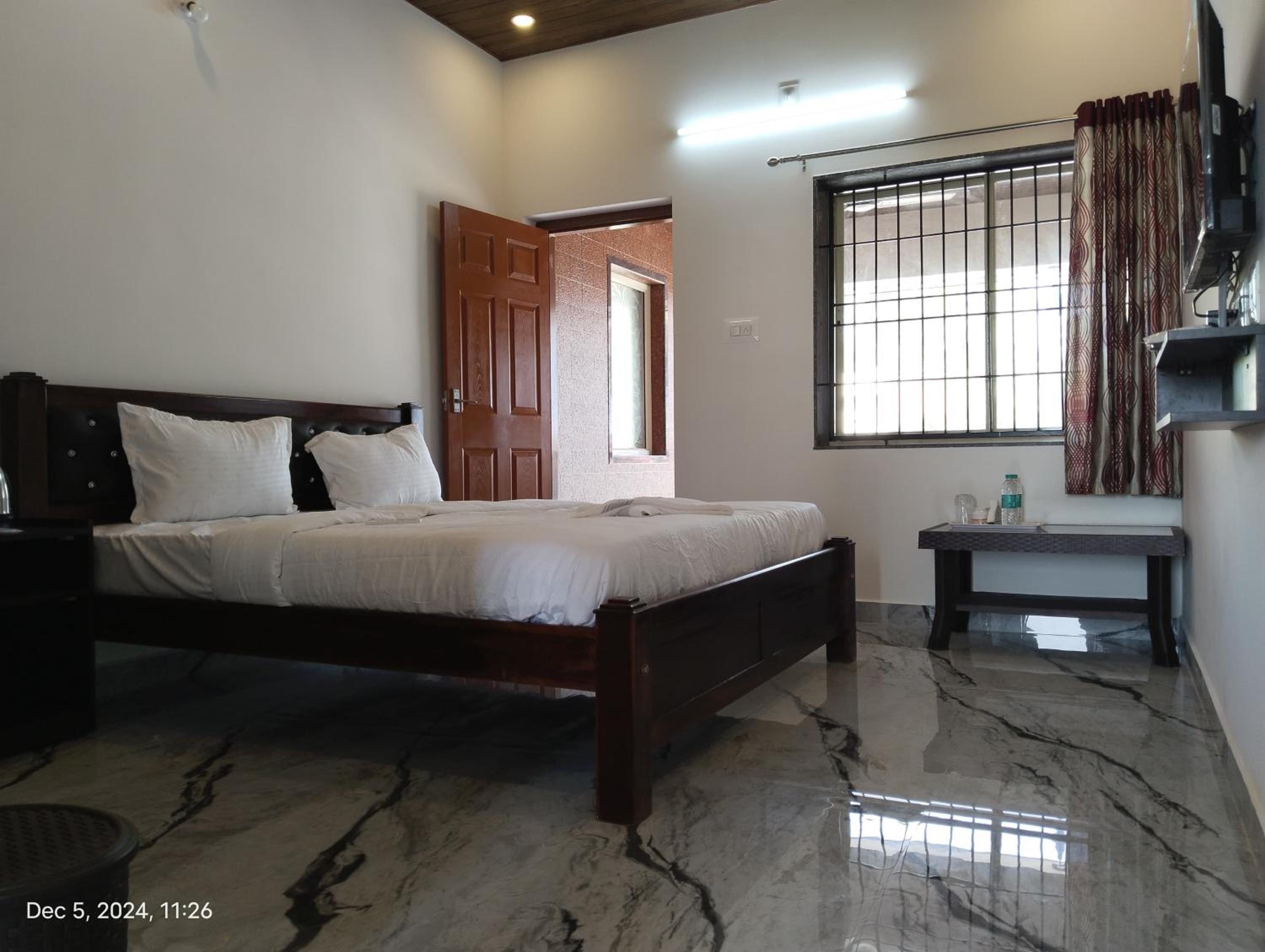 Deluxe Double Room with Balcony