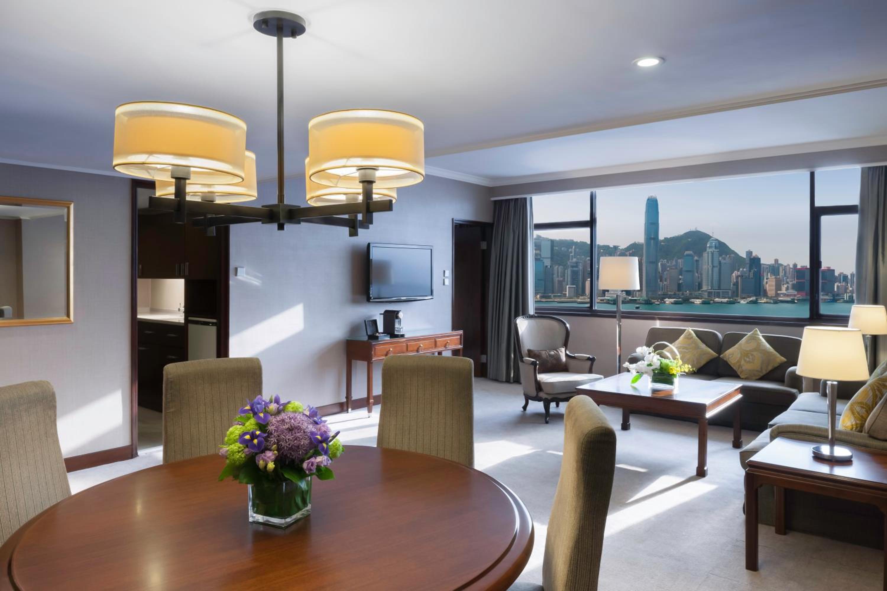 Deluxe Suite photo