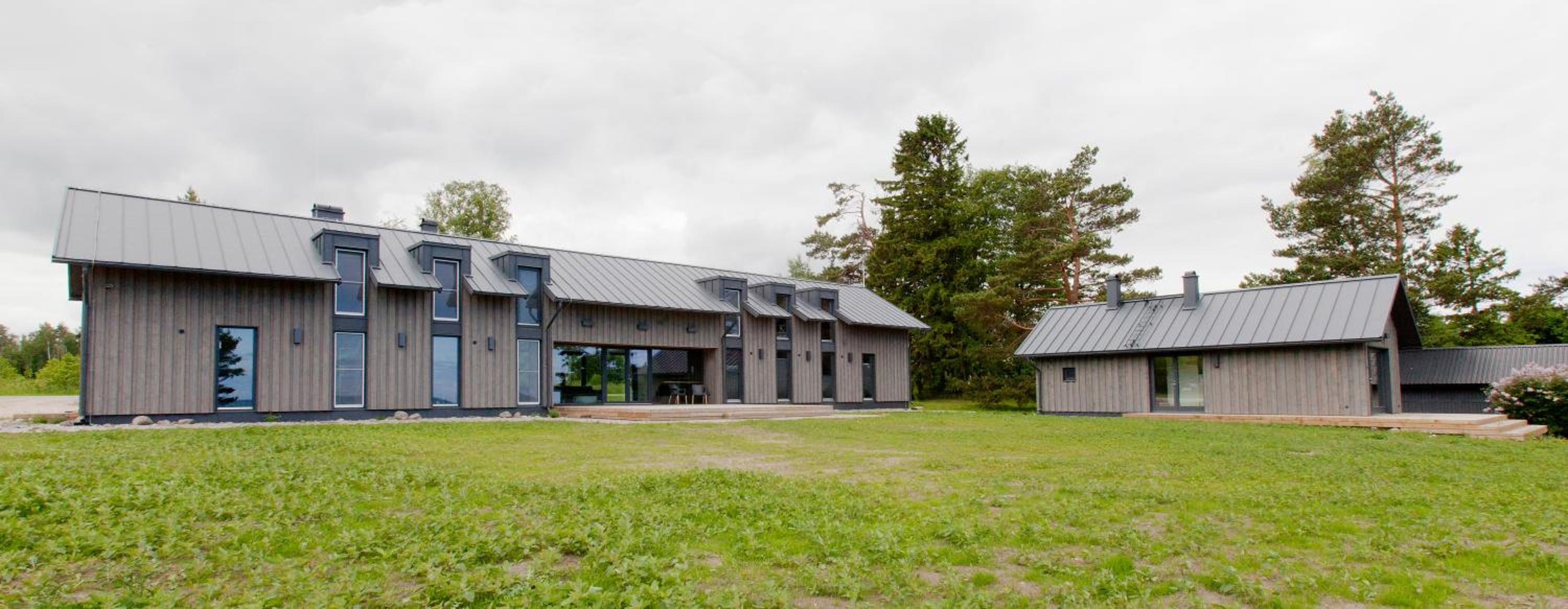 Six-Bedroom House - Photo 28
