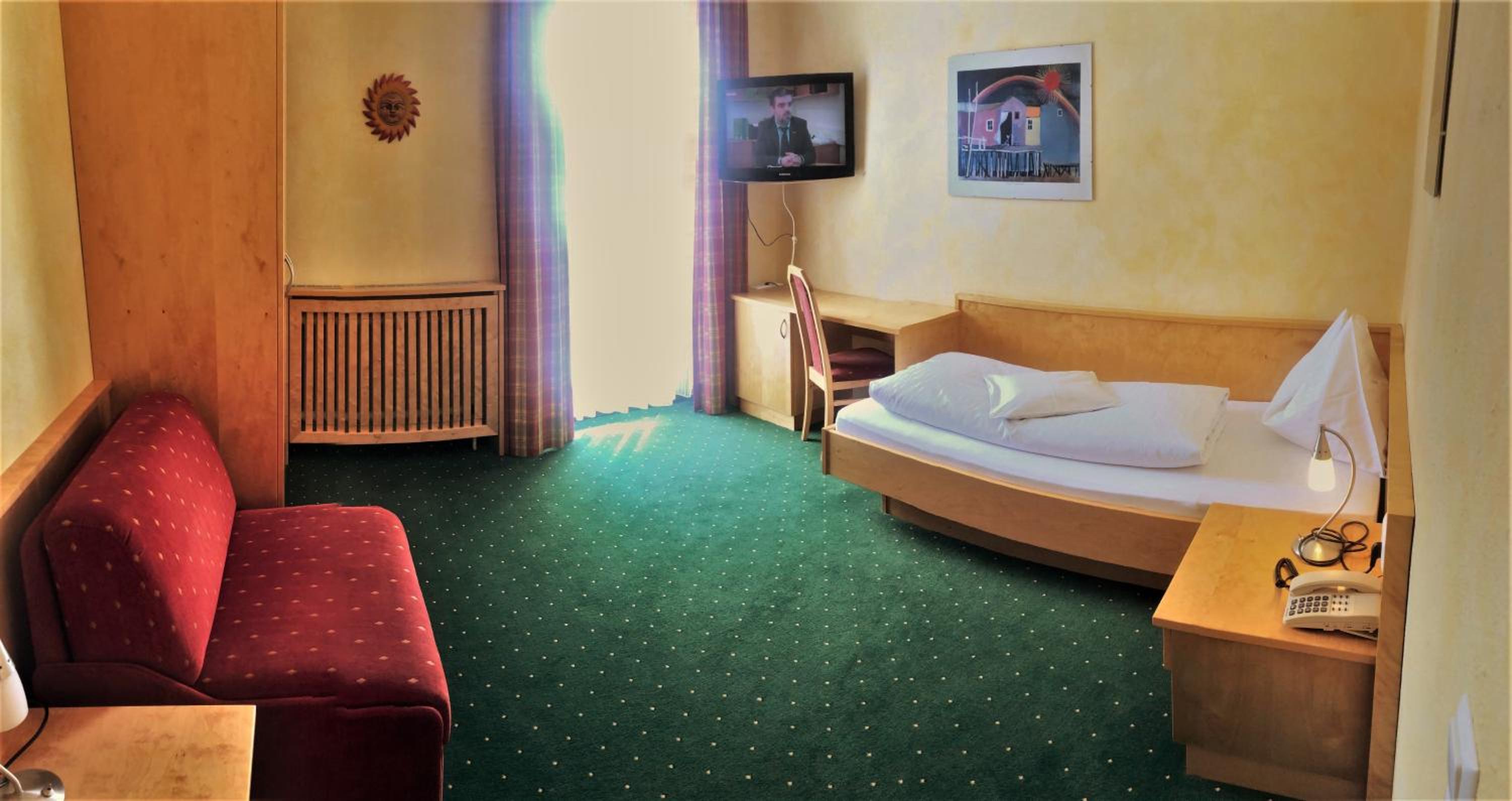 Single Room with Mountain View photo 1