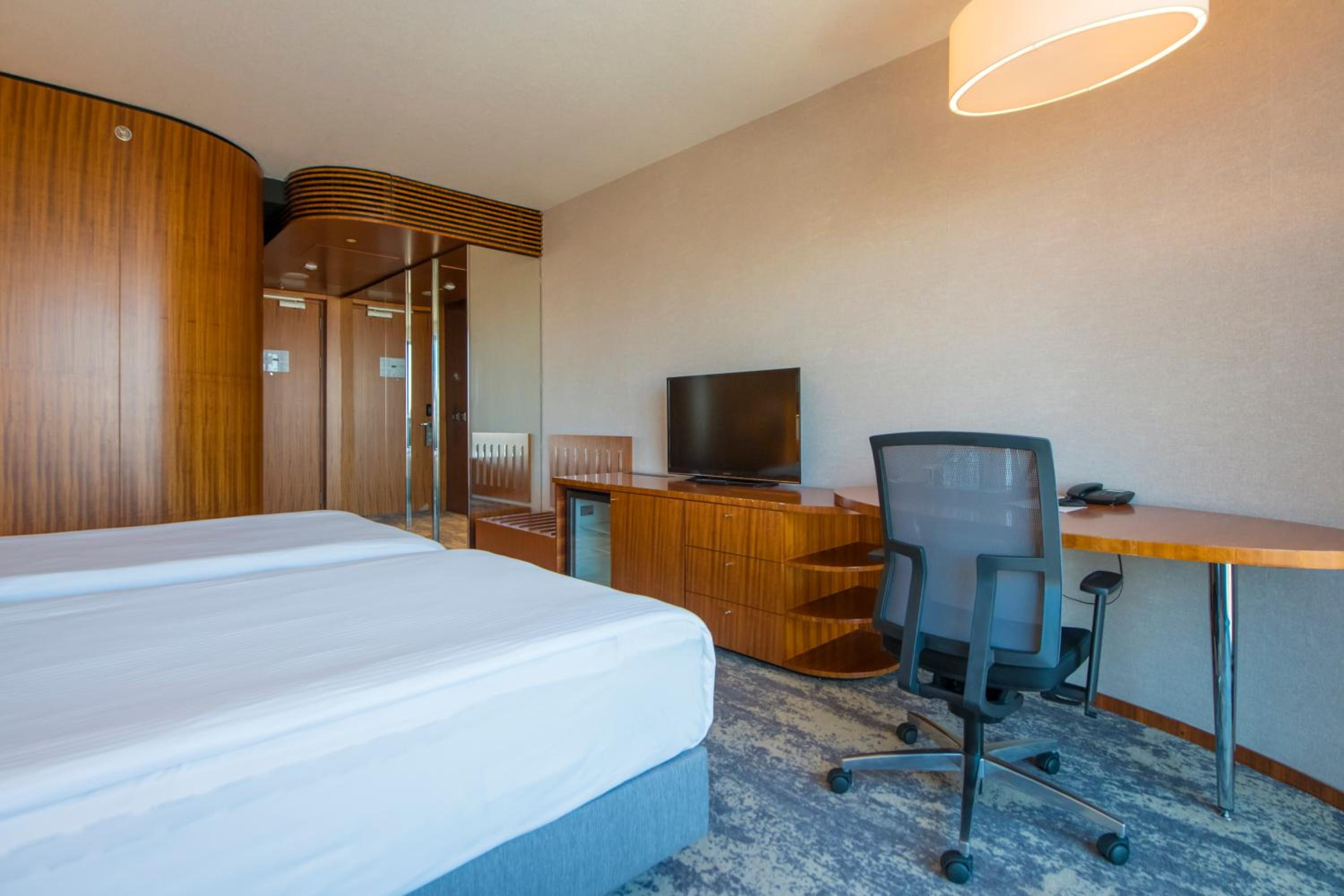 Standard Twin Room photo 2
