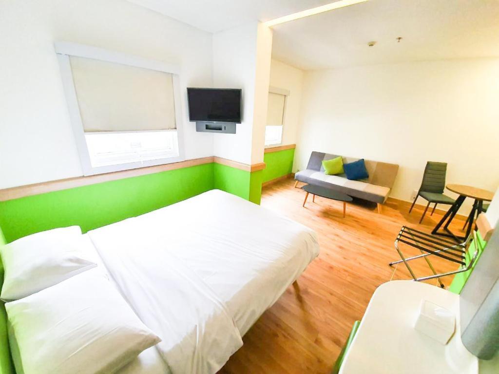 Deluxe Twin Room photo 1