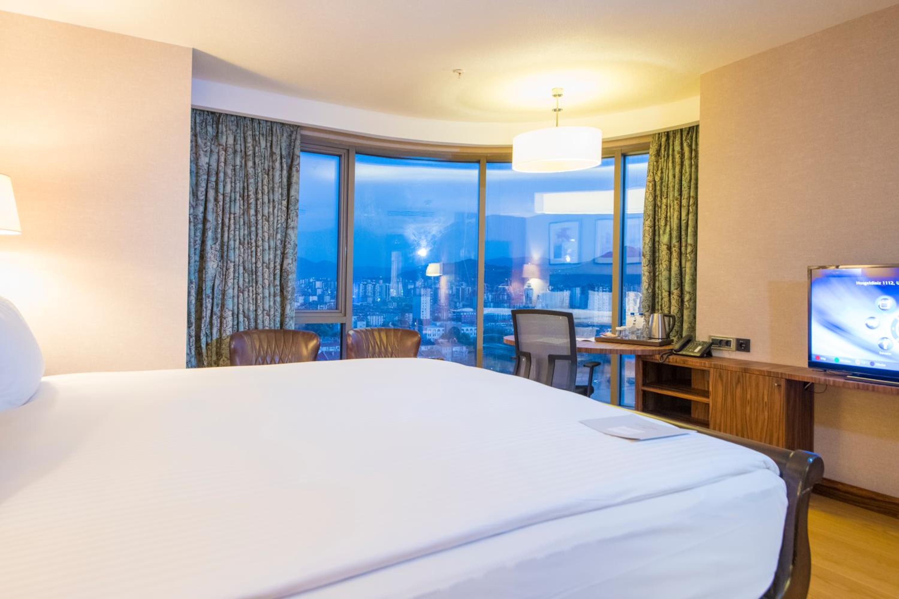 Presidential Suite photo 3