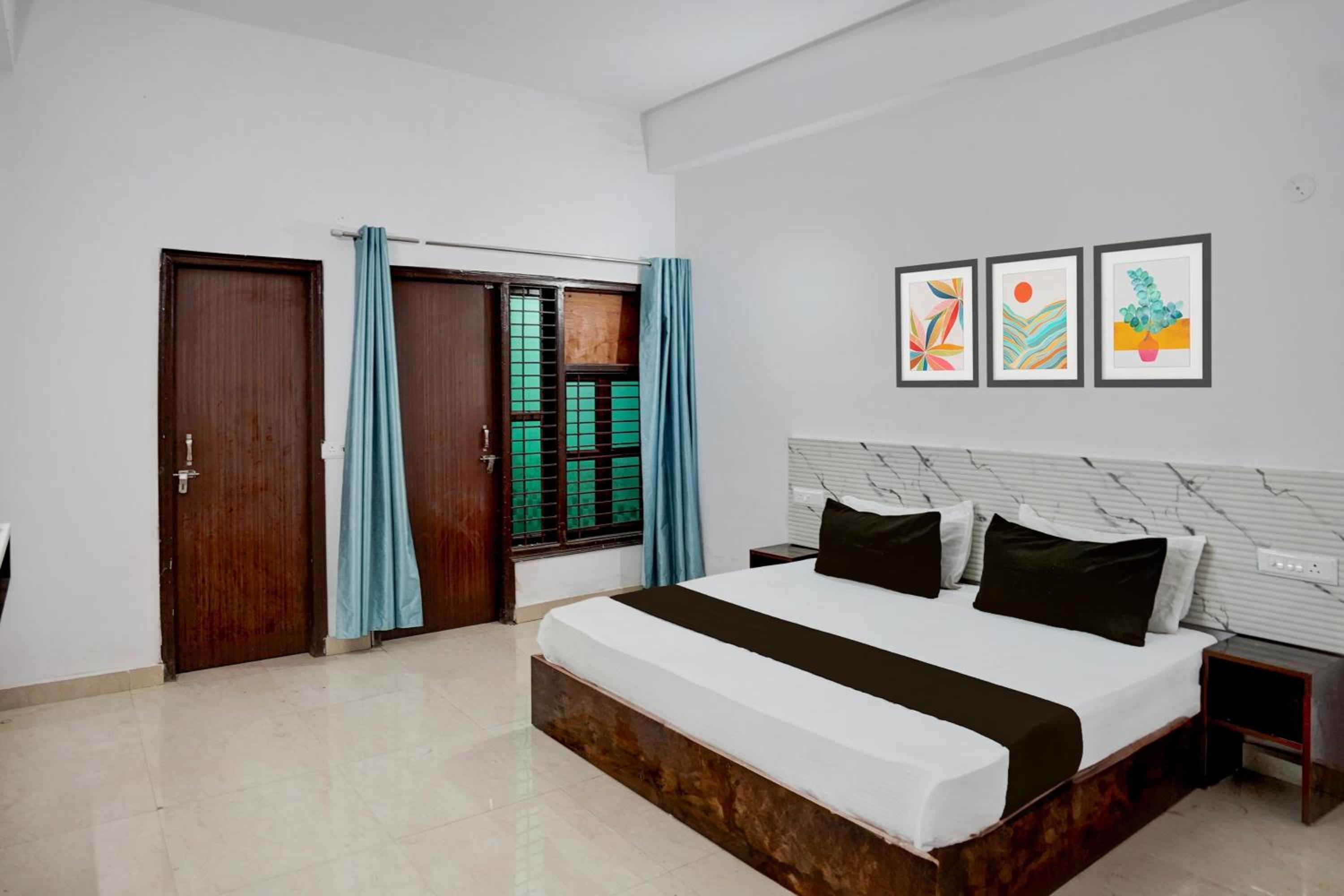 Classic Triple Room