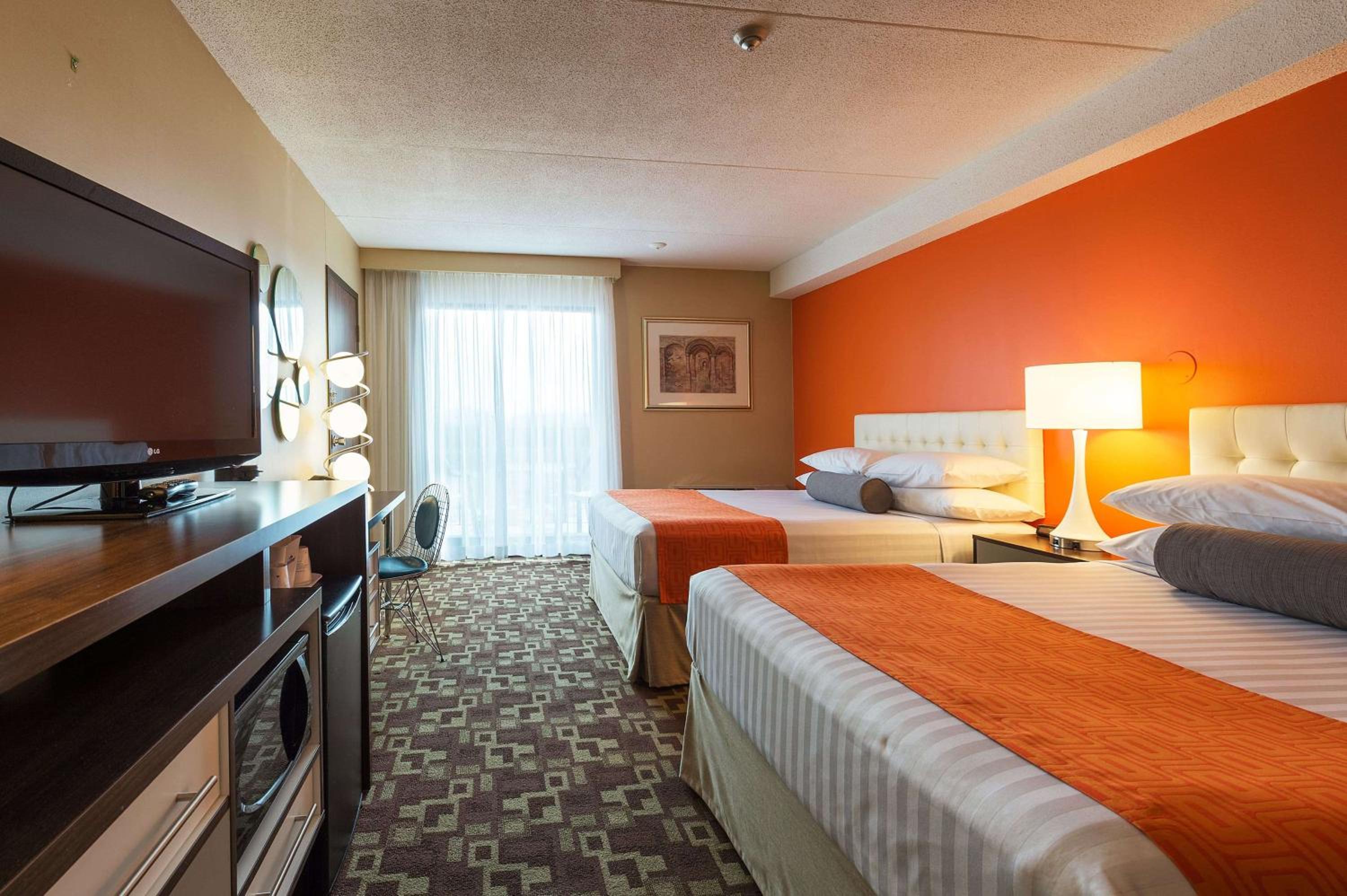 Balcony Queen Room with Two Queen Beds - Non-Smoking