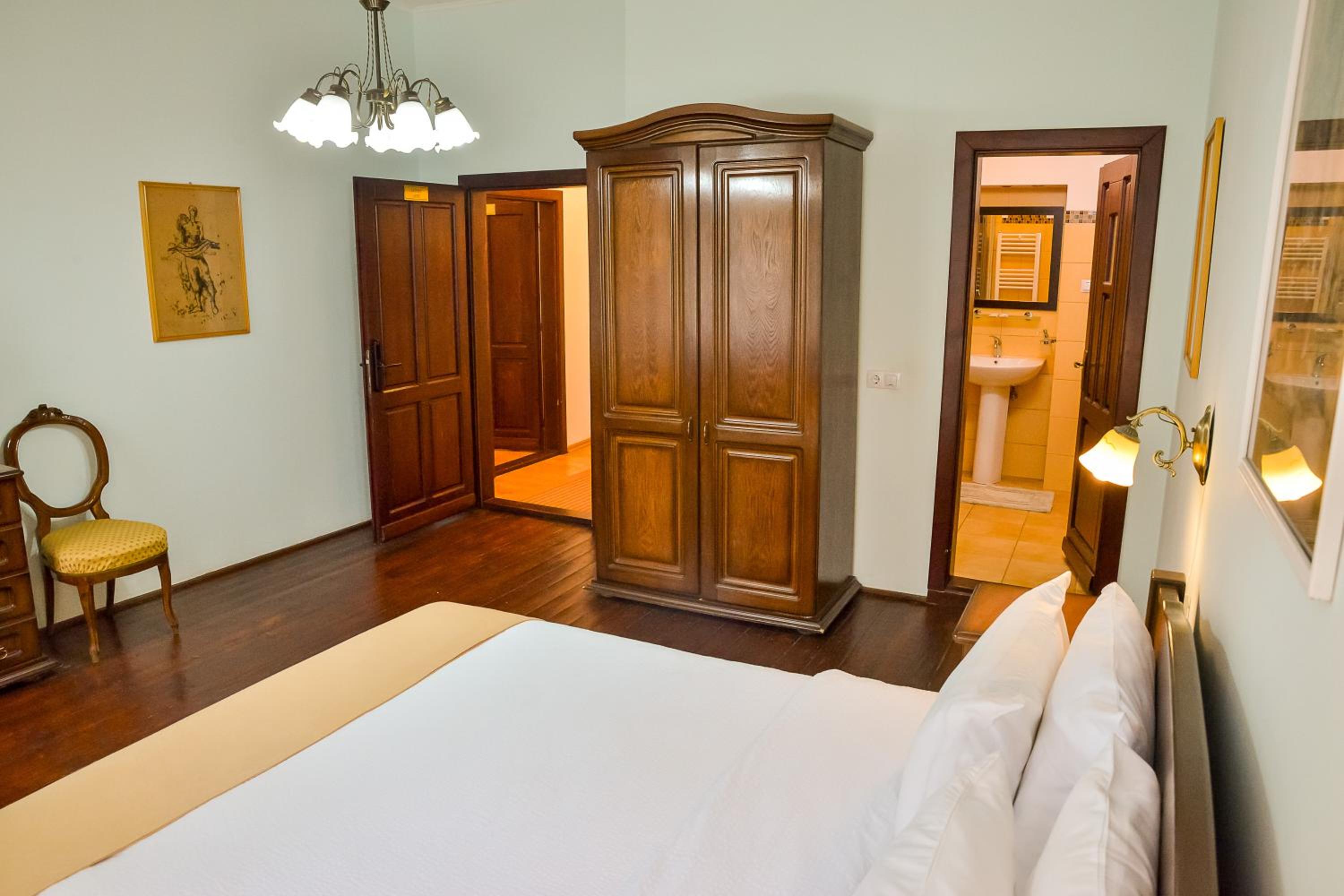 Deluxe Double Room photo 2