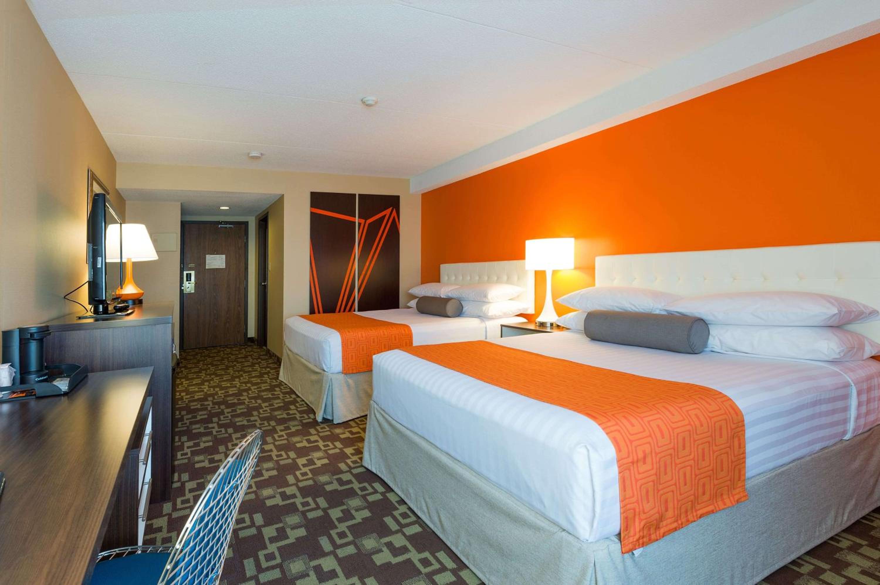 Queen Room with Two Queen Beds - Non-Smoking