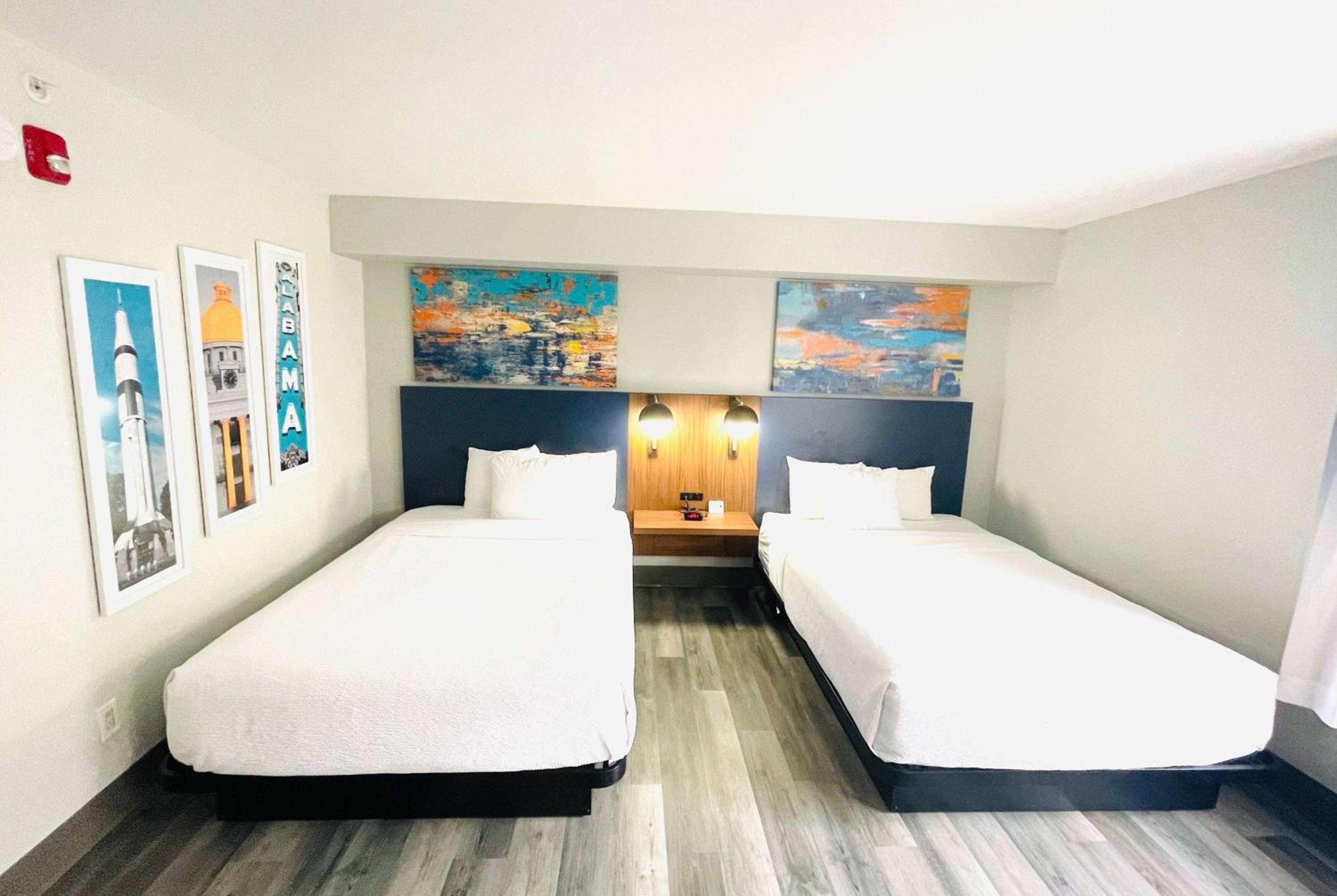 Double Room with Two Double Beds - Disability Access photo 1