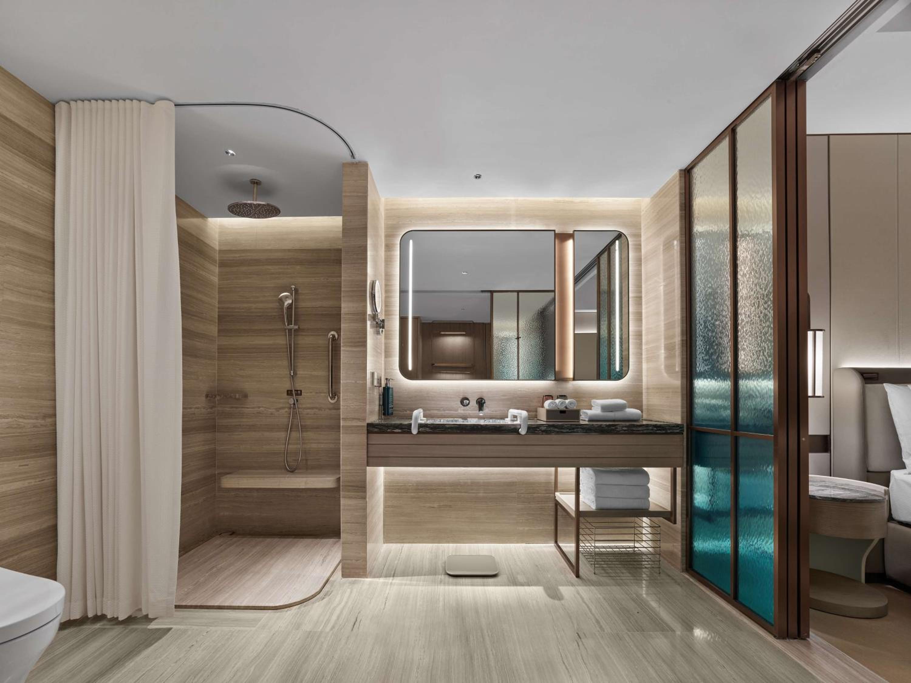 King Room - Mobility Accessible