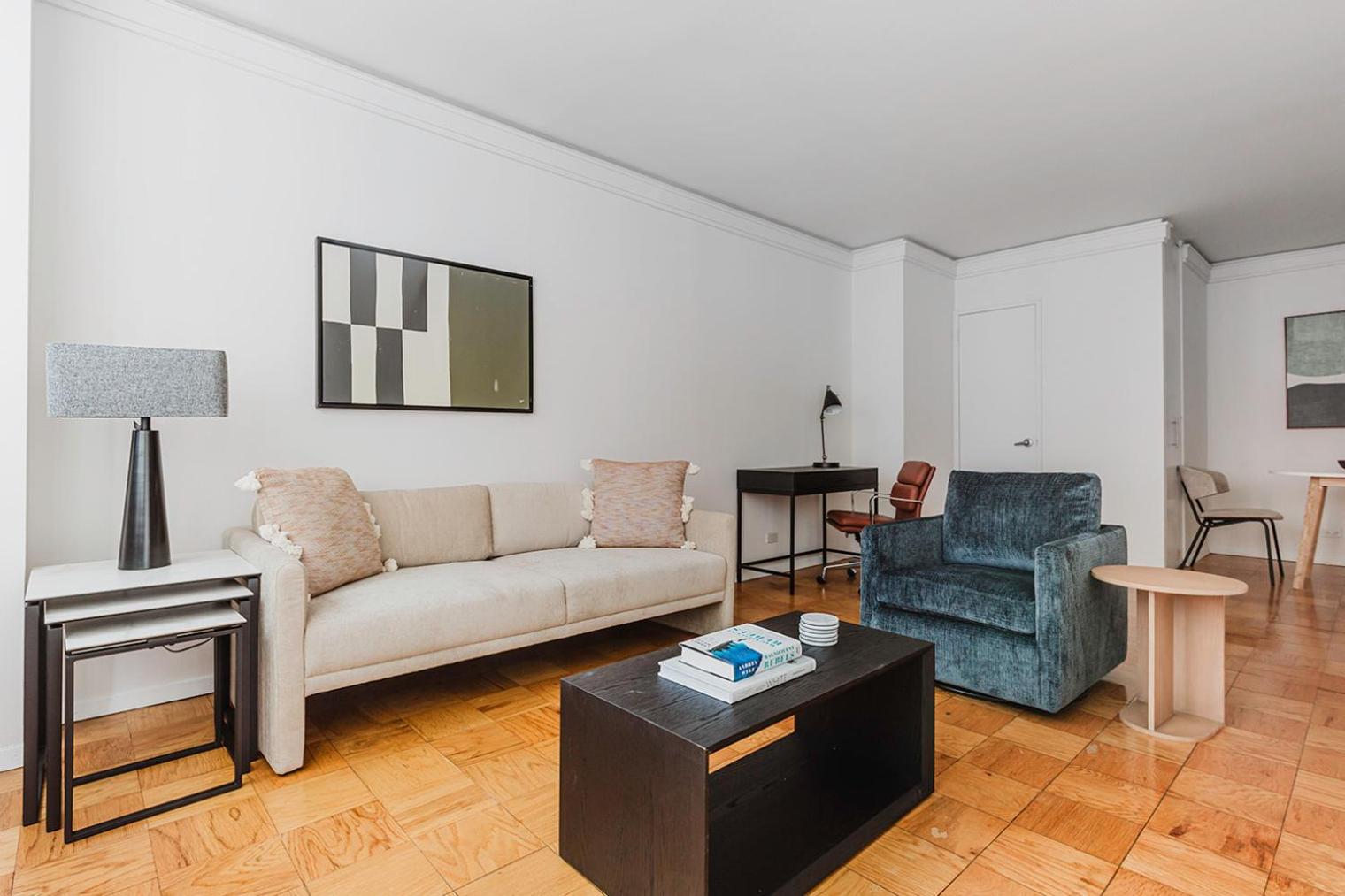 One-Bedroom Apartment photo 3