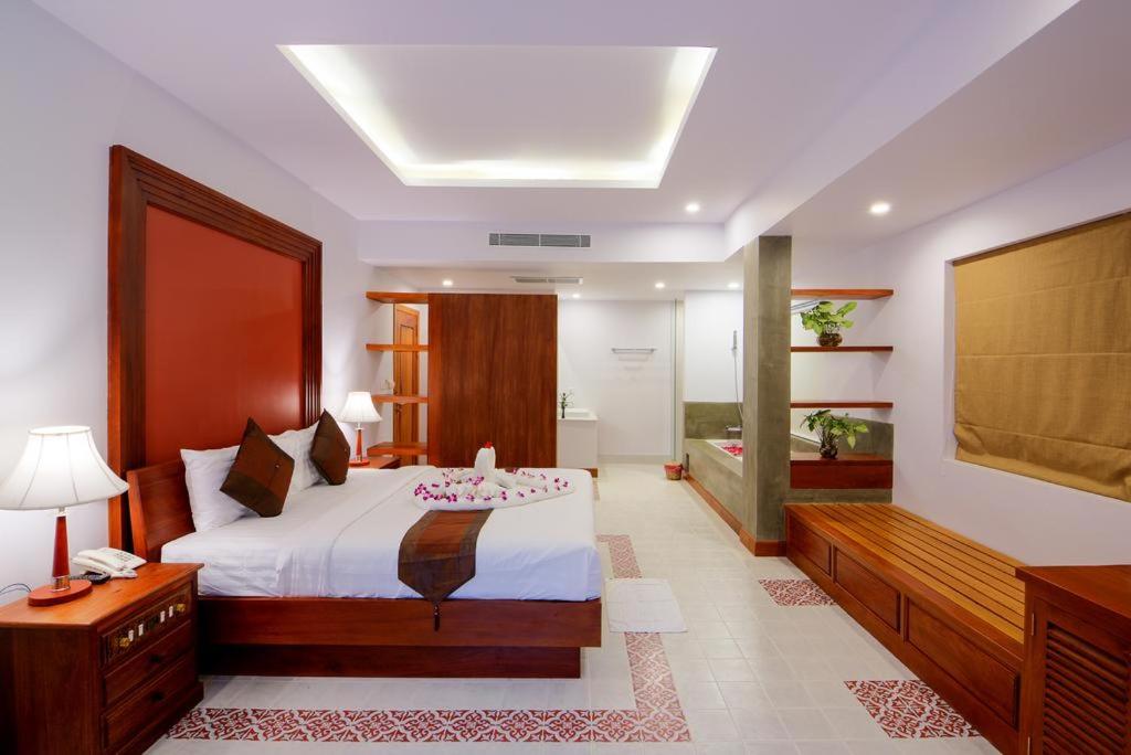 Suite with River View