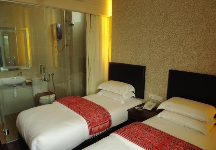 Twin Room with Private Bathroom