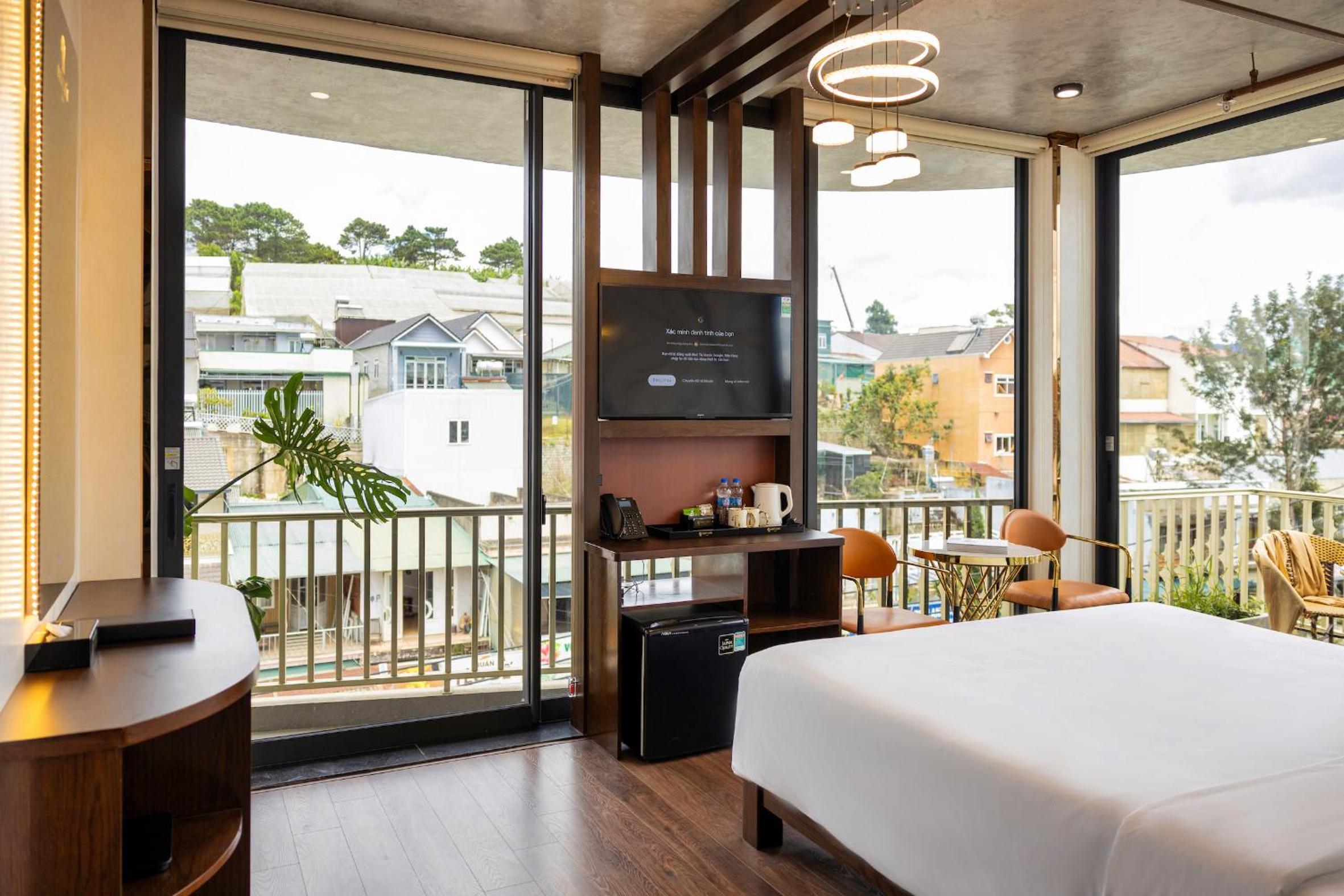 Superior Single Room