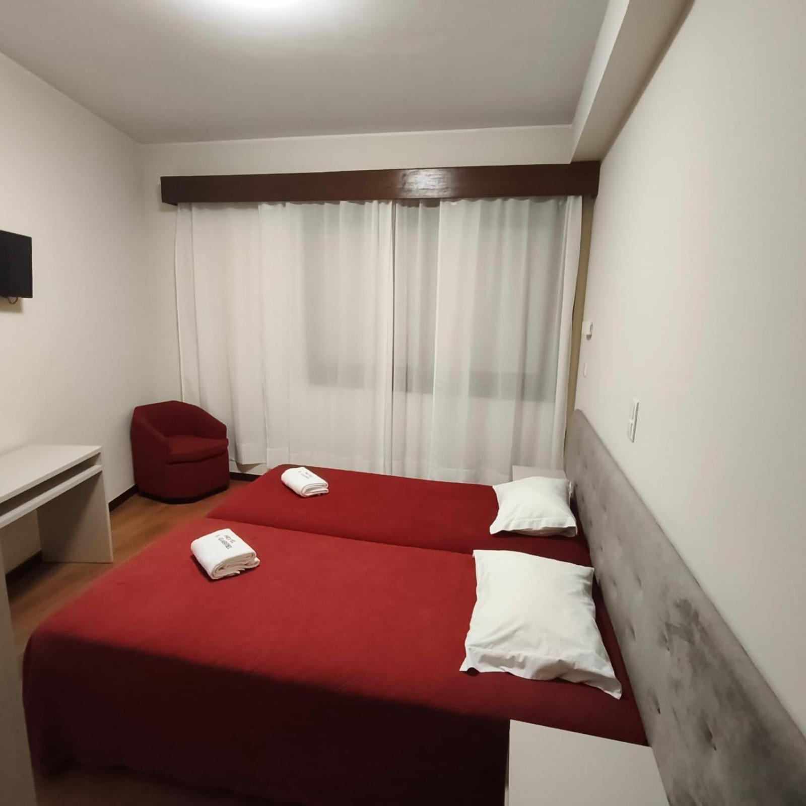 Double Room - Photo 7