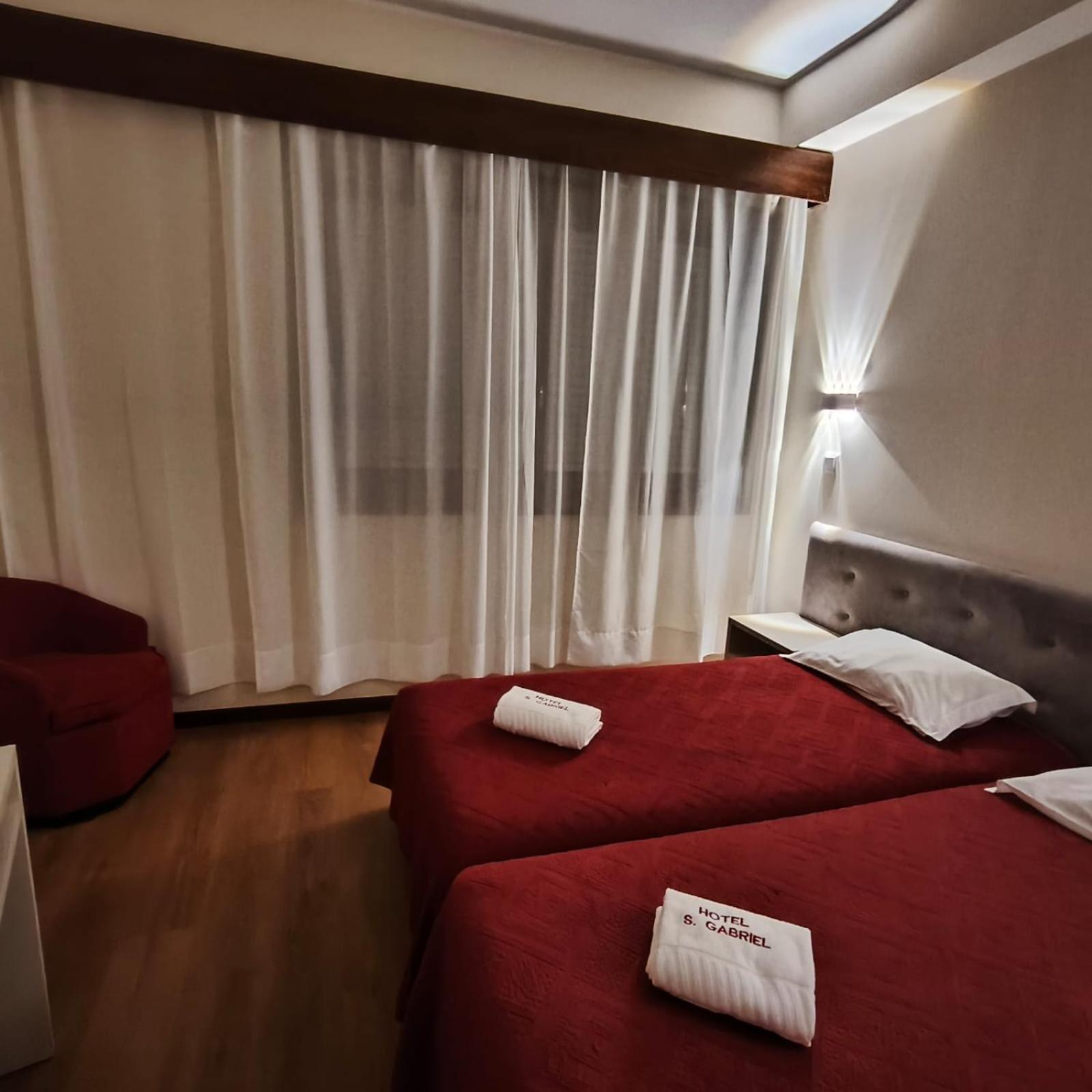 Double Room - Photo 8