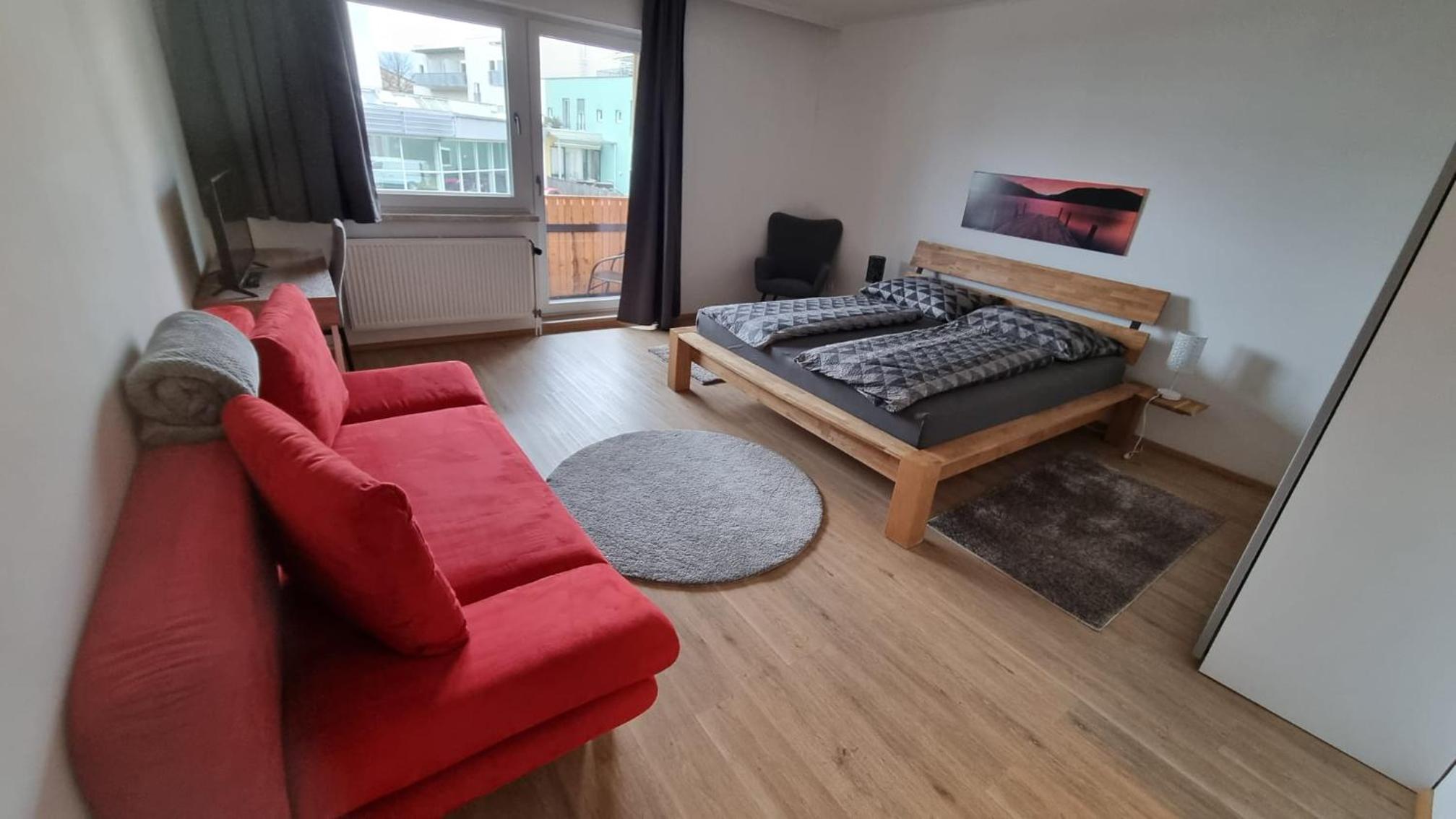 Apartment photo 2