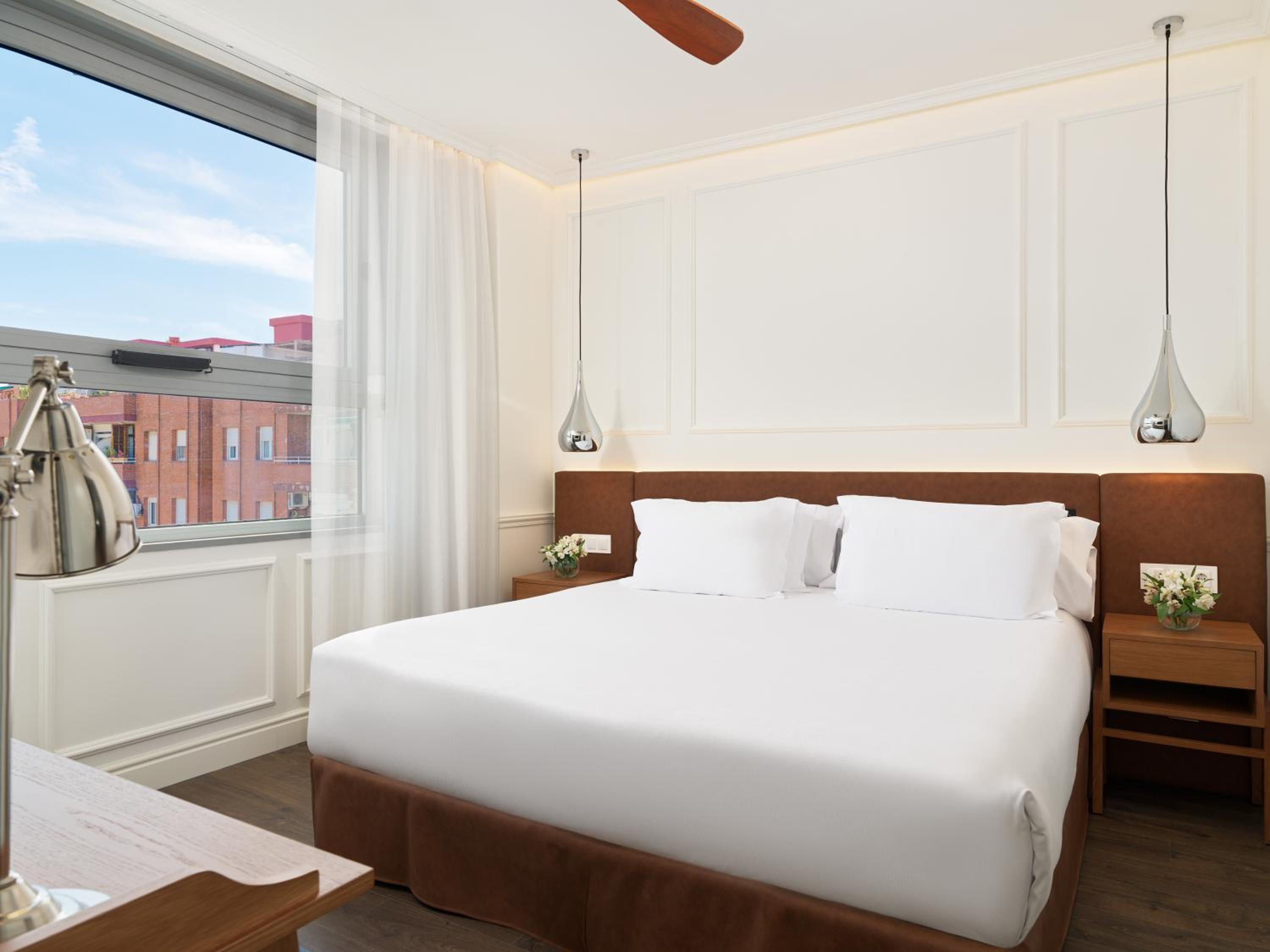 One-Bedroom Suite (3 Adults) thumbnail 5