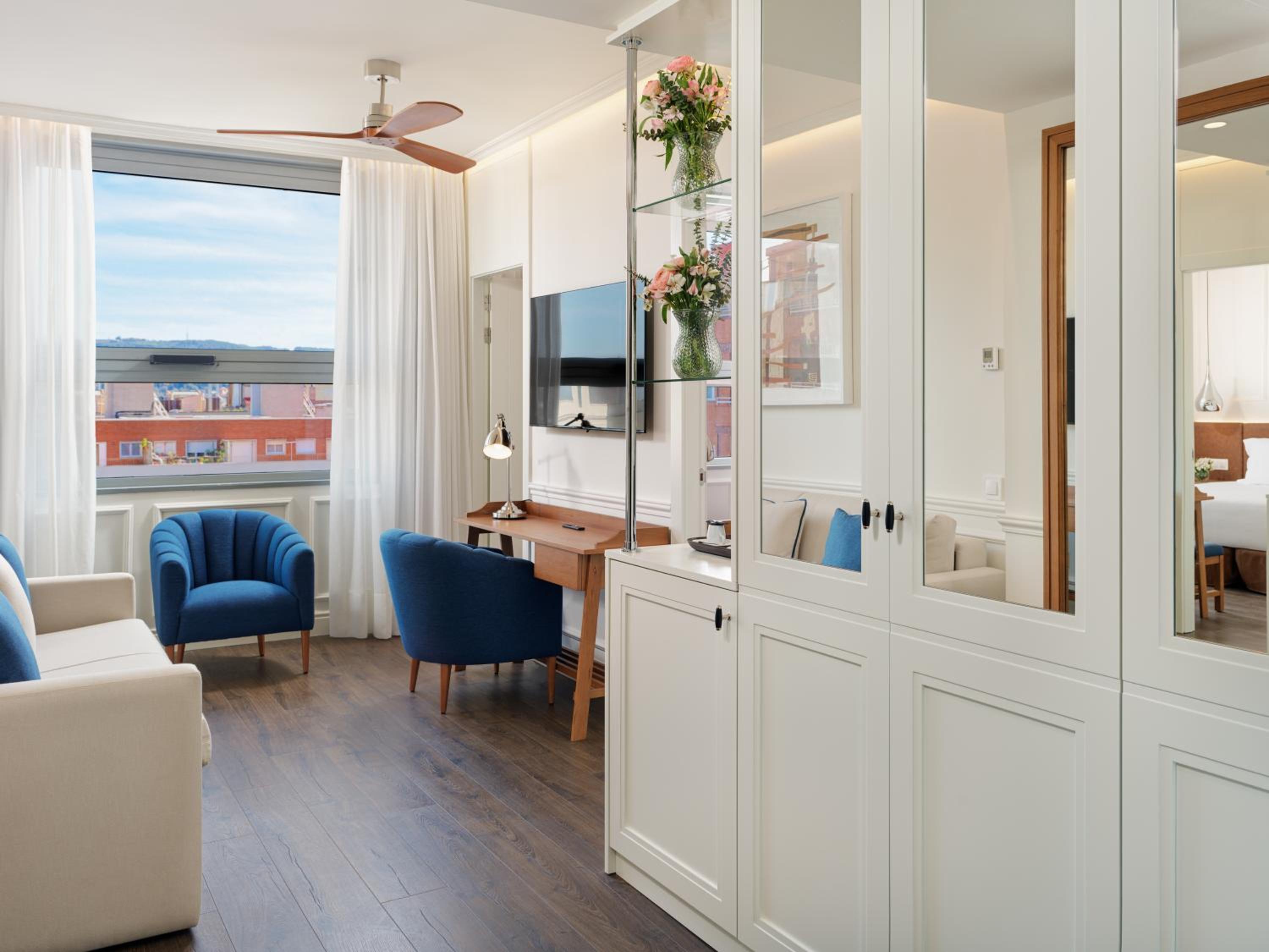 One-Bedroom Suite