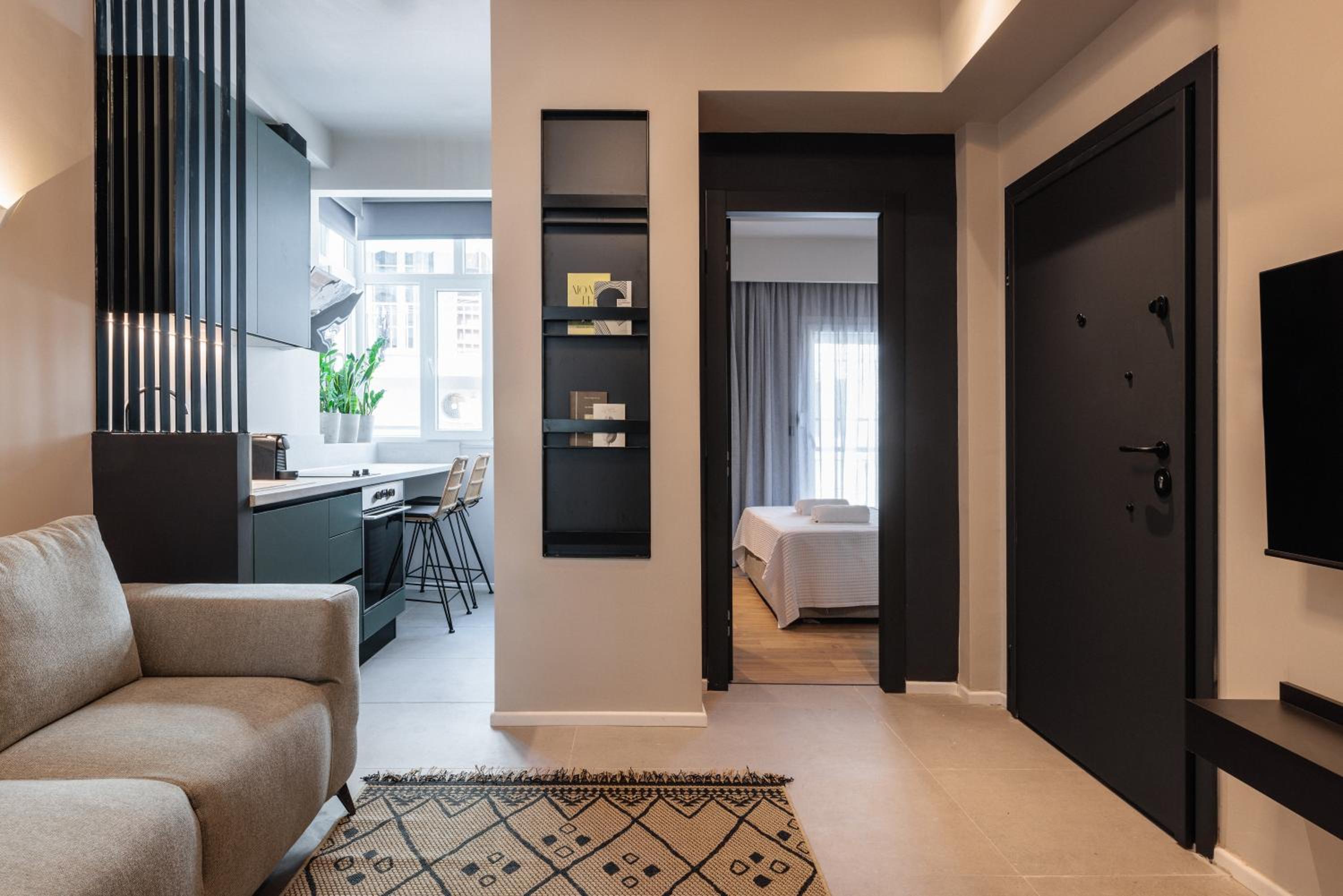 One-Bedroom Apartment