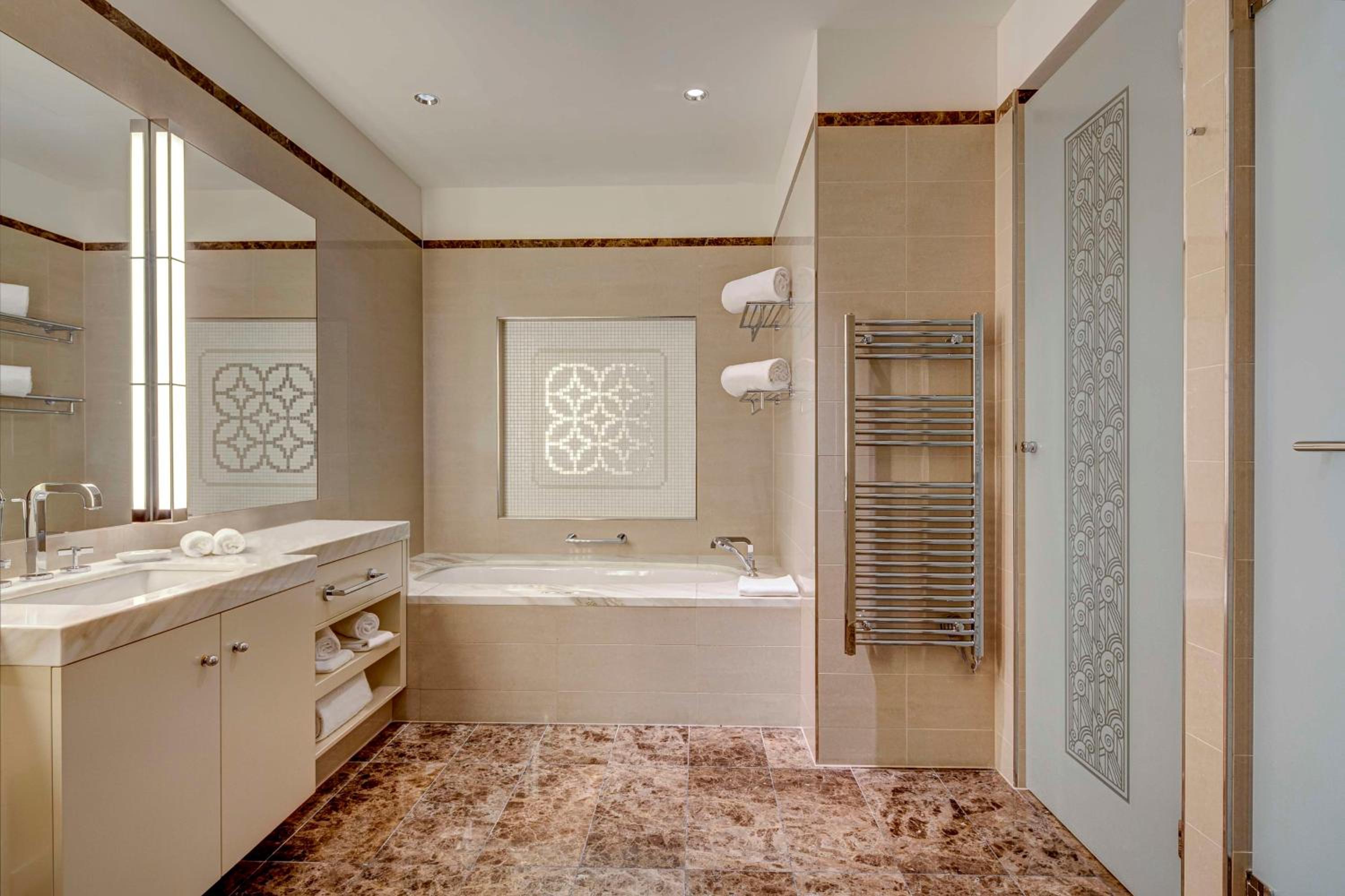 Premium Room with Extra Bed (2 Adults + 1 Child) photo 3