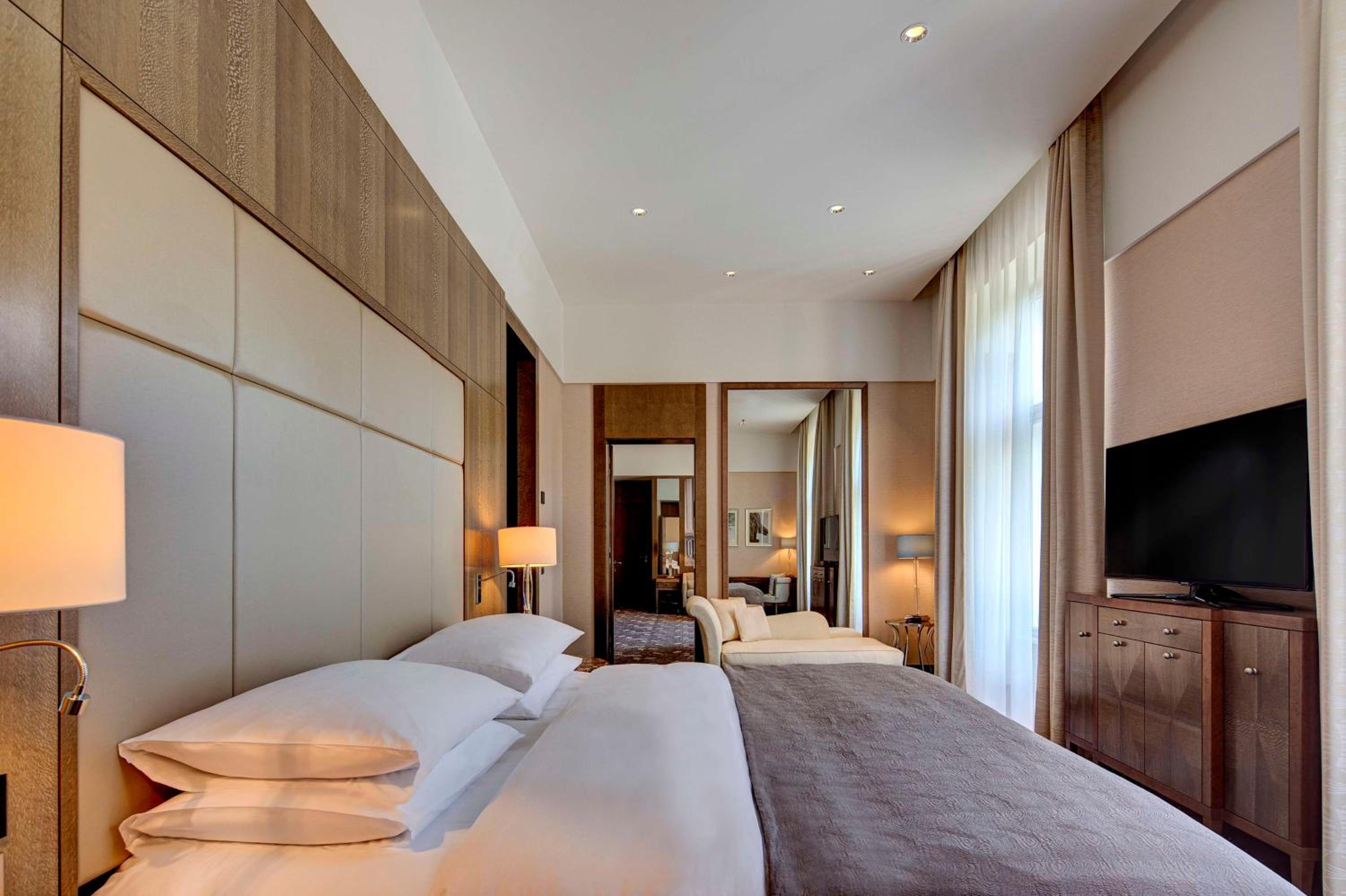 Premium One Bedroom Suite