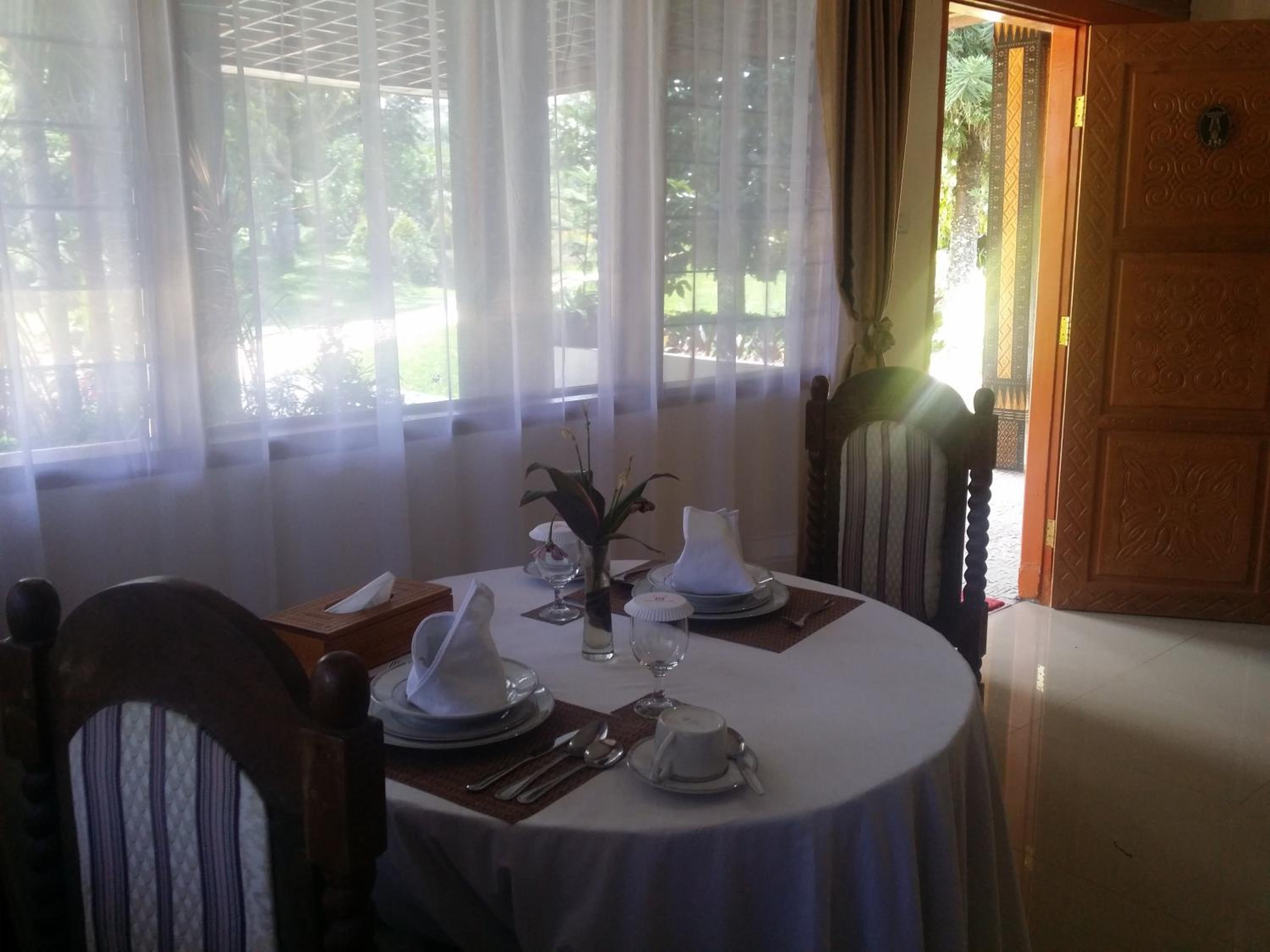 Executive Suite photo 2