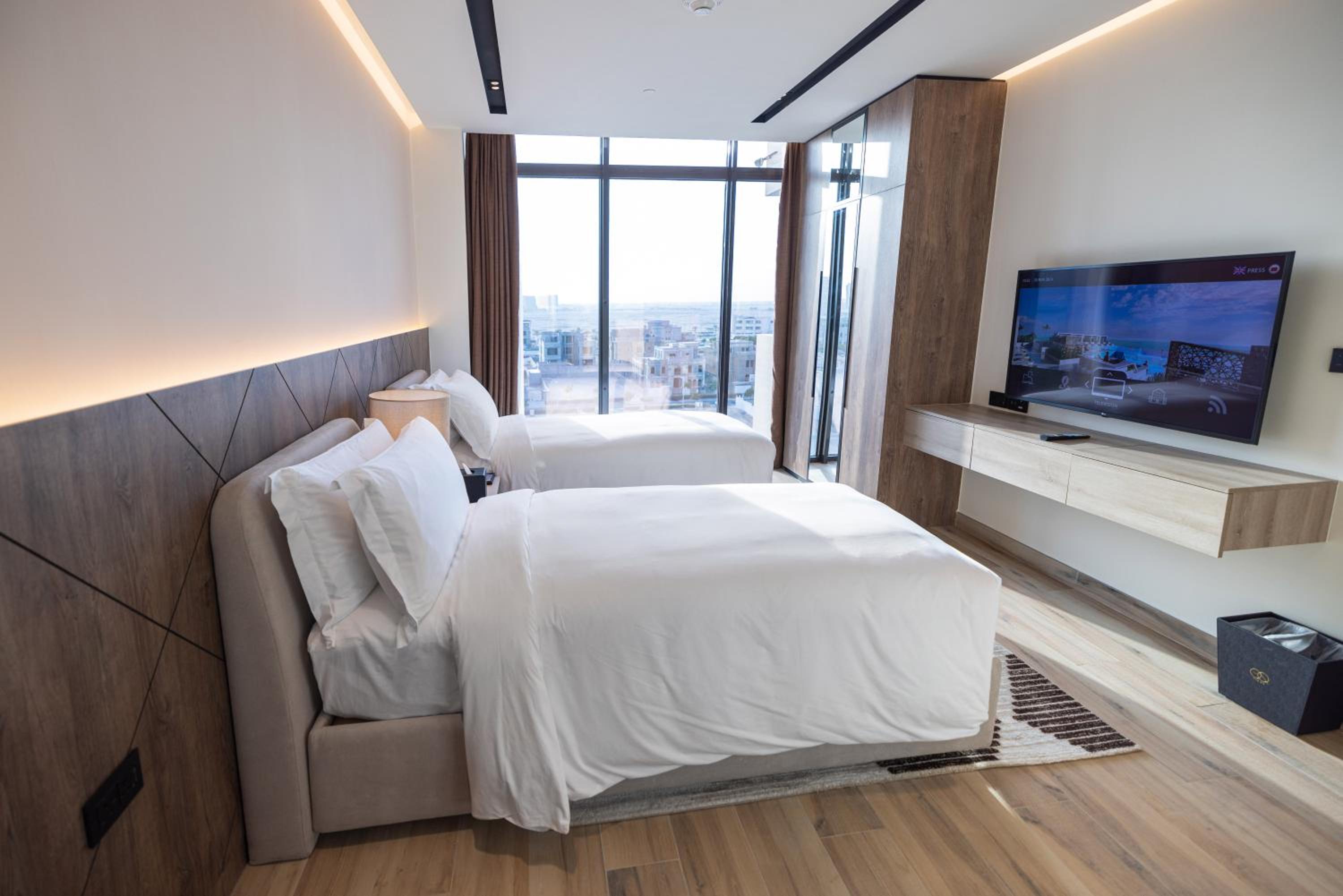 The Cosmopolitan City View Two Bedroom Suite High Floor photo 3