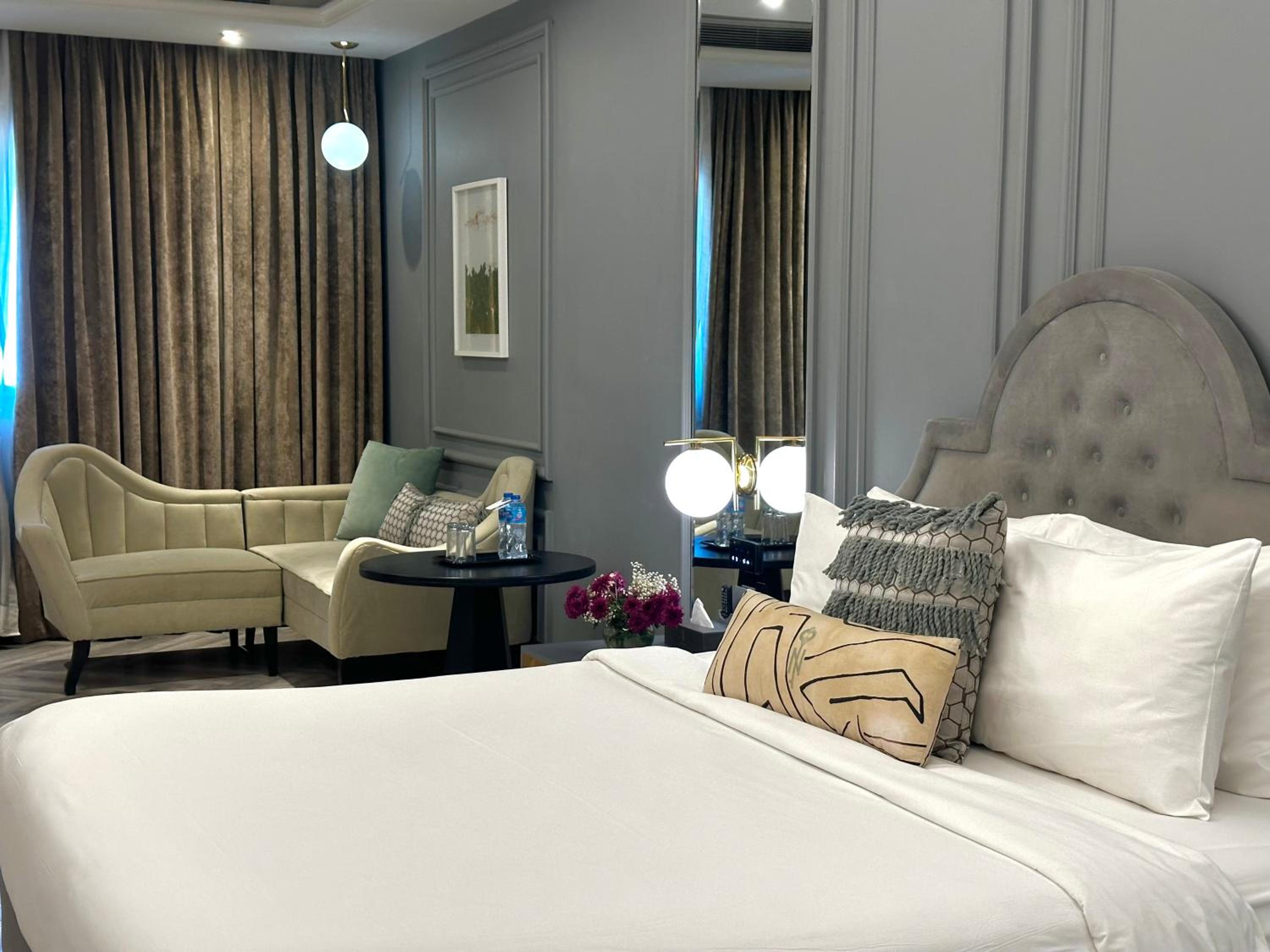 Platinum Room
