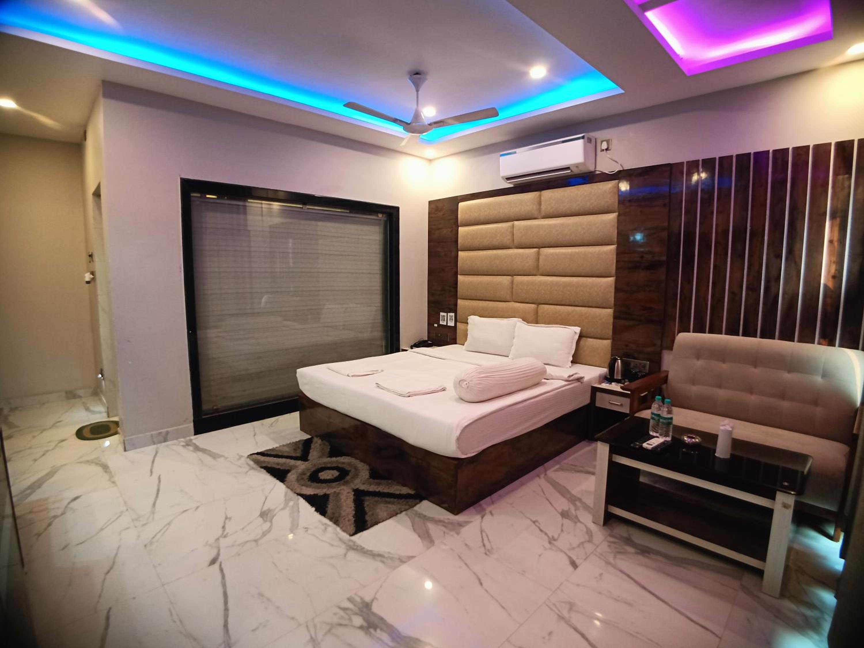 Executive Room with Side Sea View photo 3