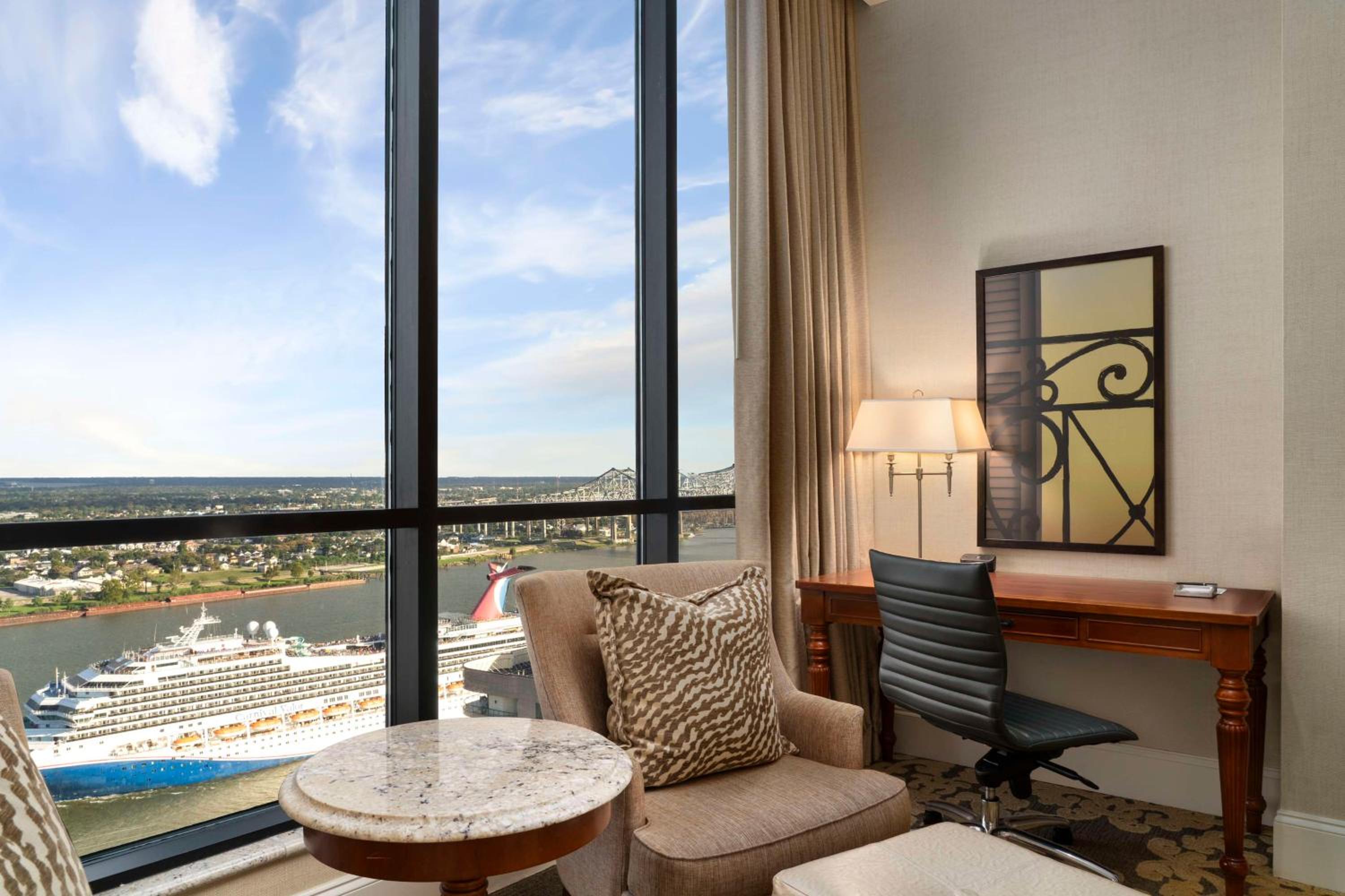 Riverside King Room - Riverfront - Photo 3