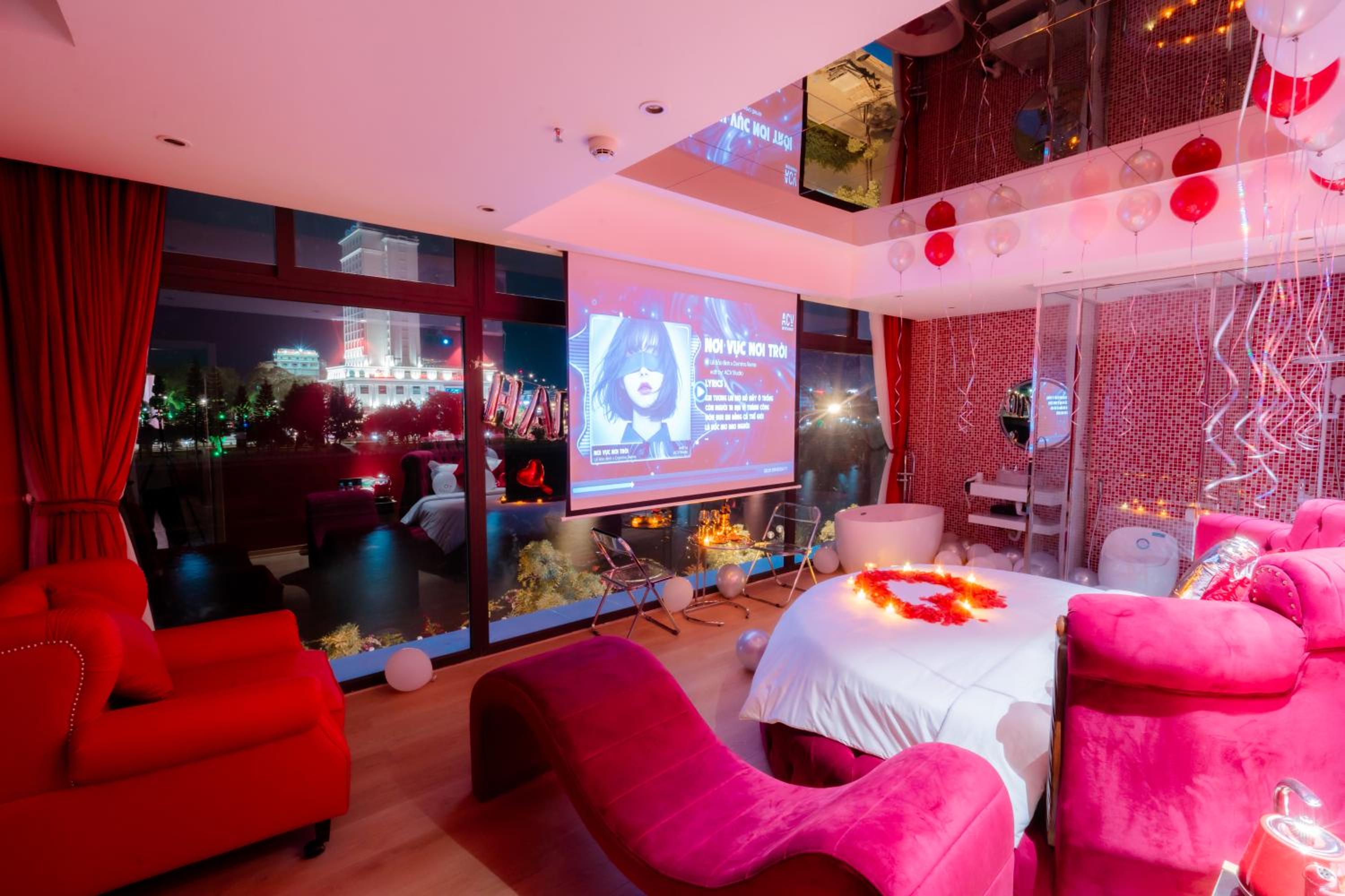Suite with River View