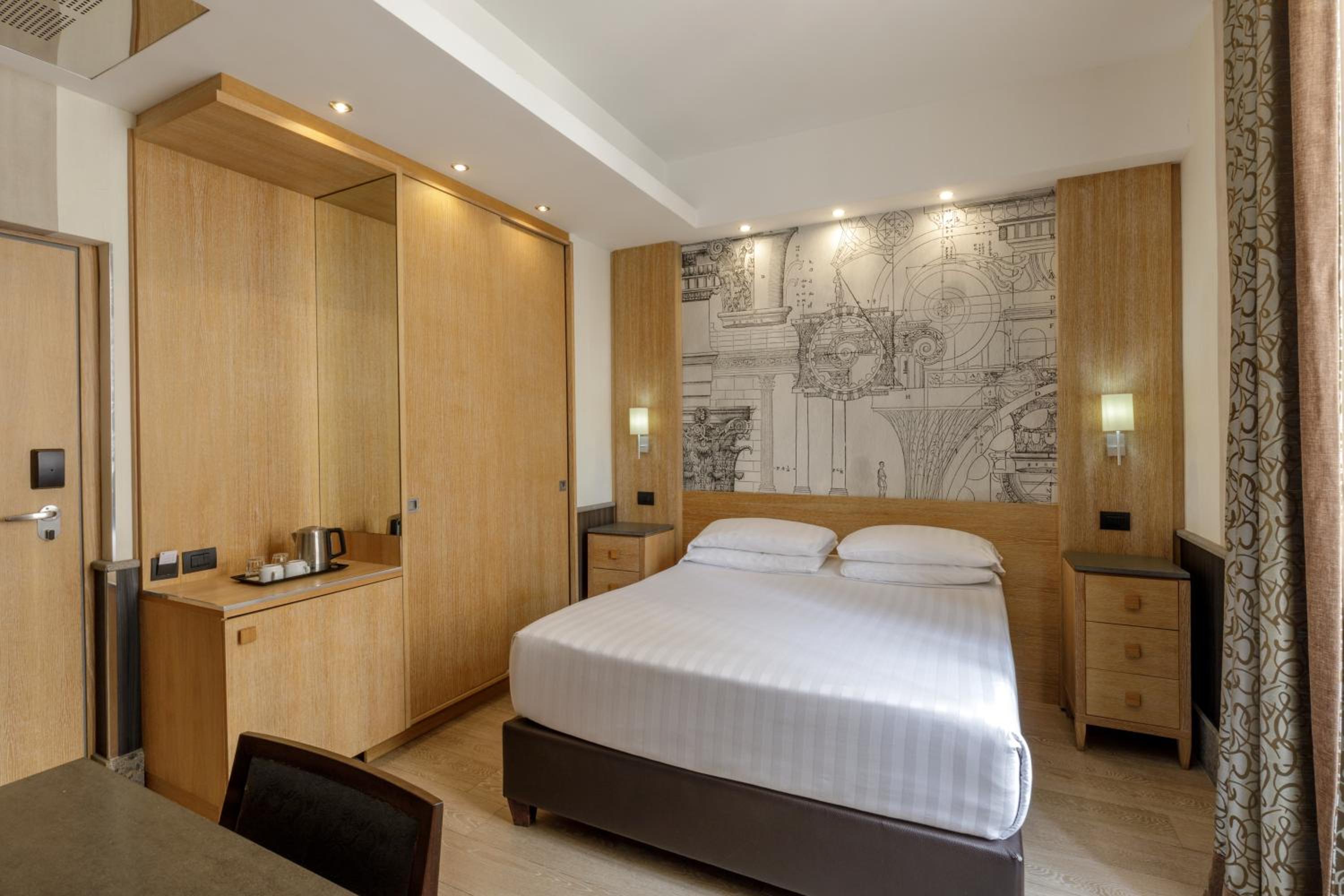 Standard Double Room - Dependence thumbnail 5