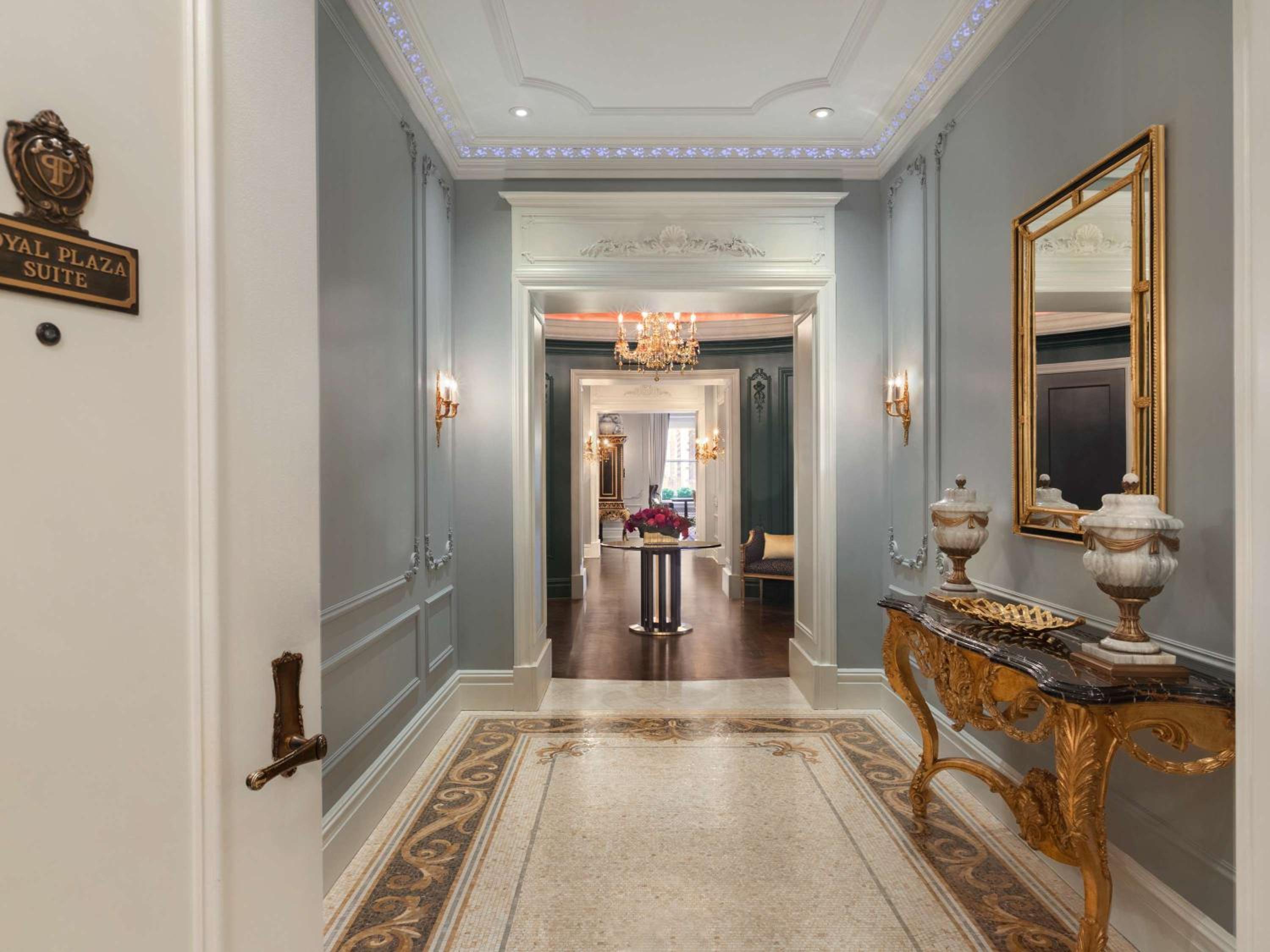 Three Bedroom Royal Suite With Three Bathrooms And View
