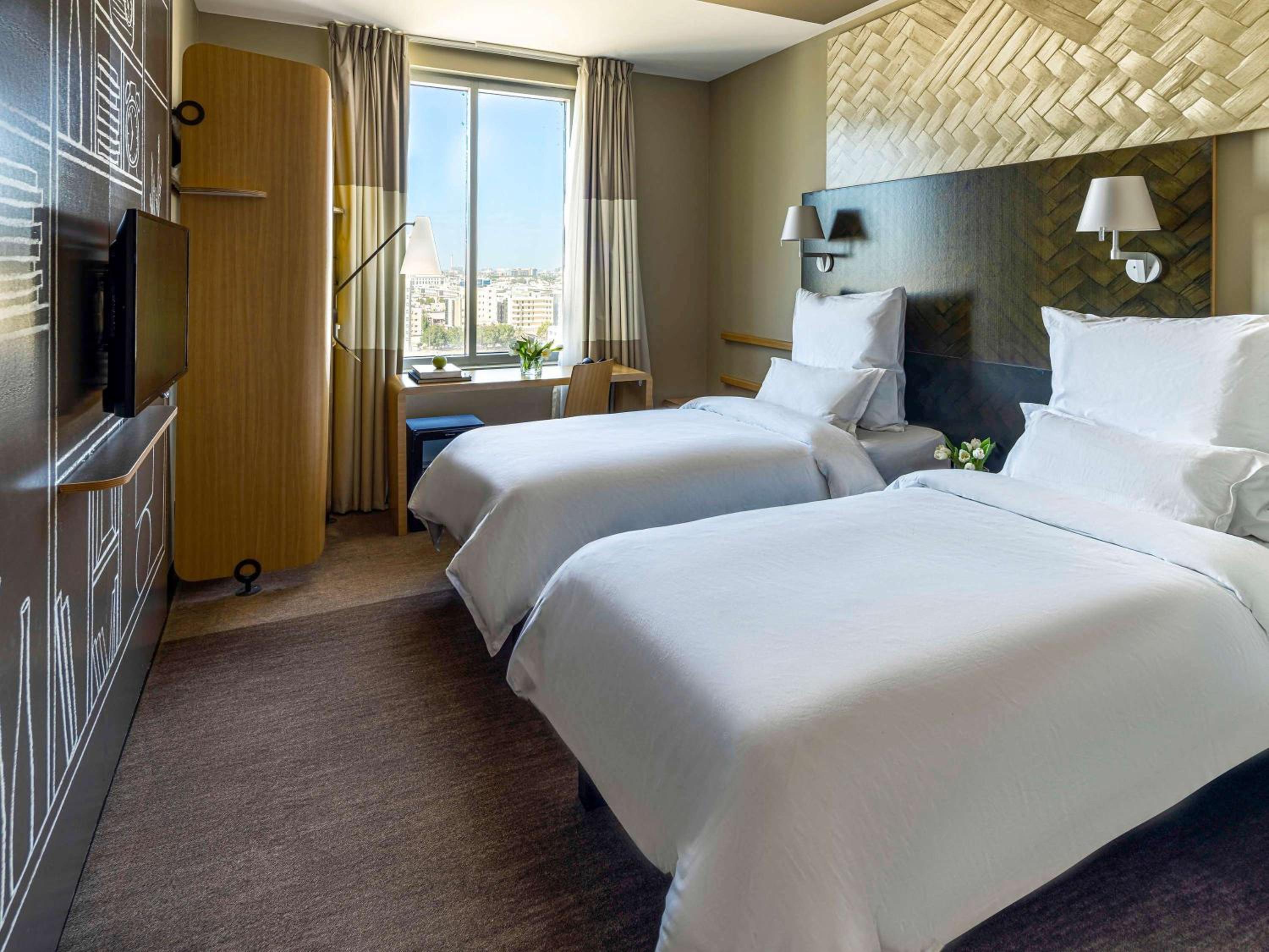 Standard Twin Room - Photo 6