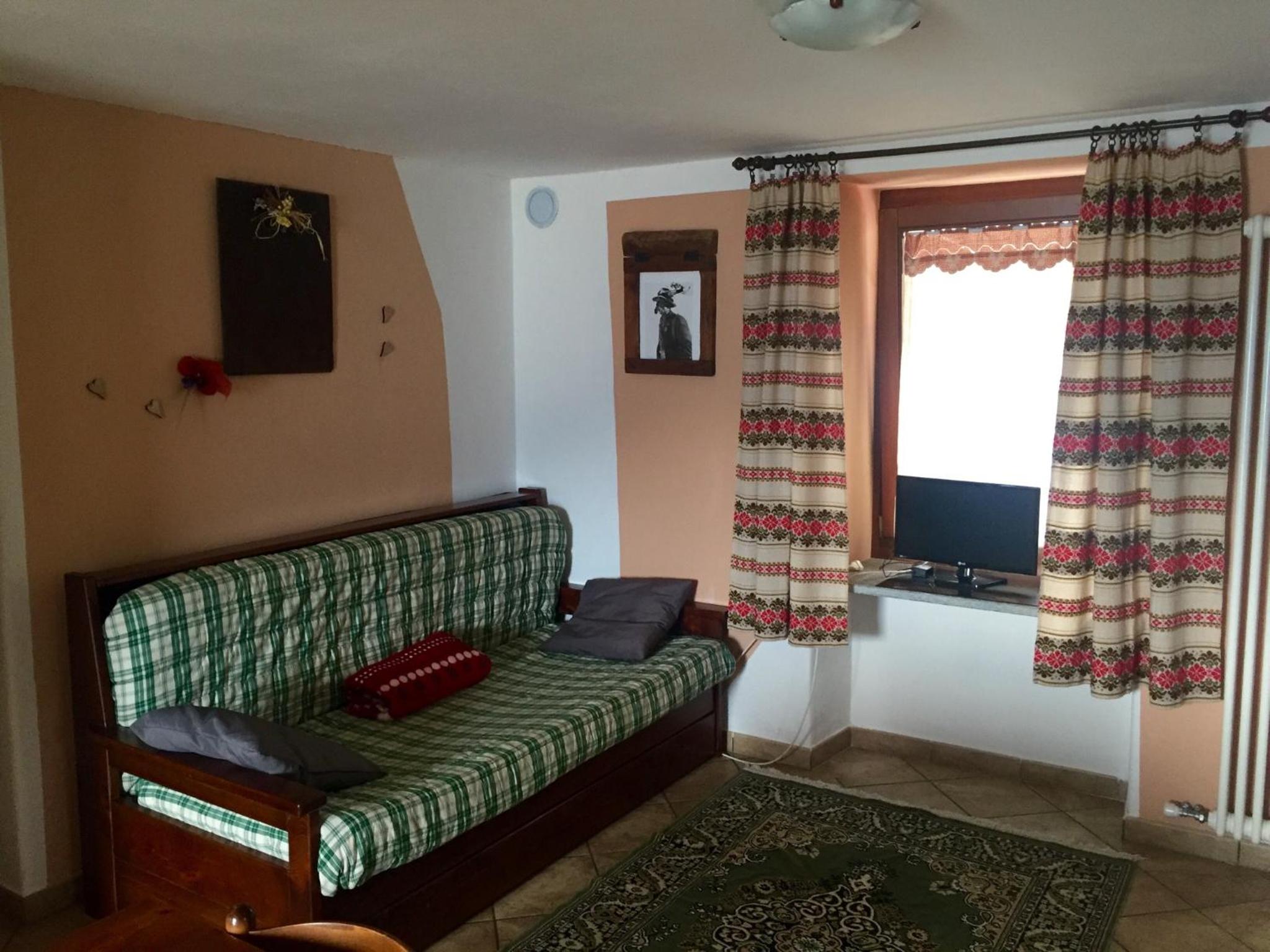 One-Bedroom House photo 3