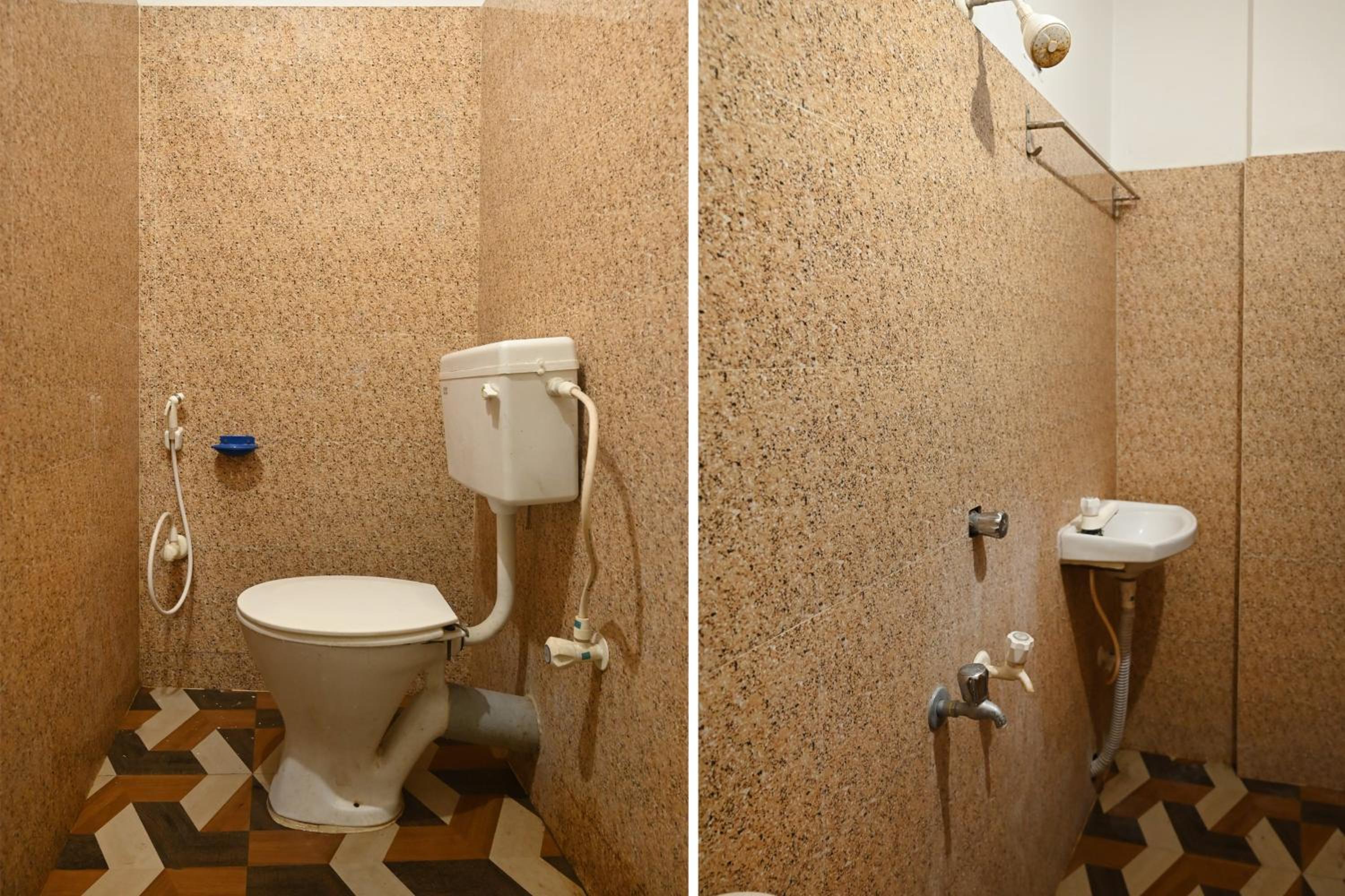 Classic Triple Room photo 2