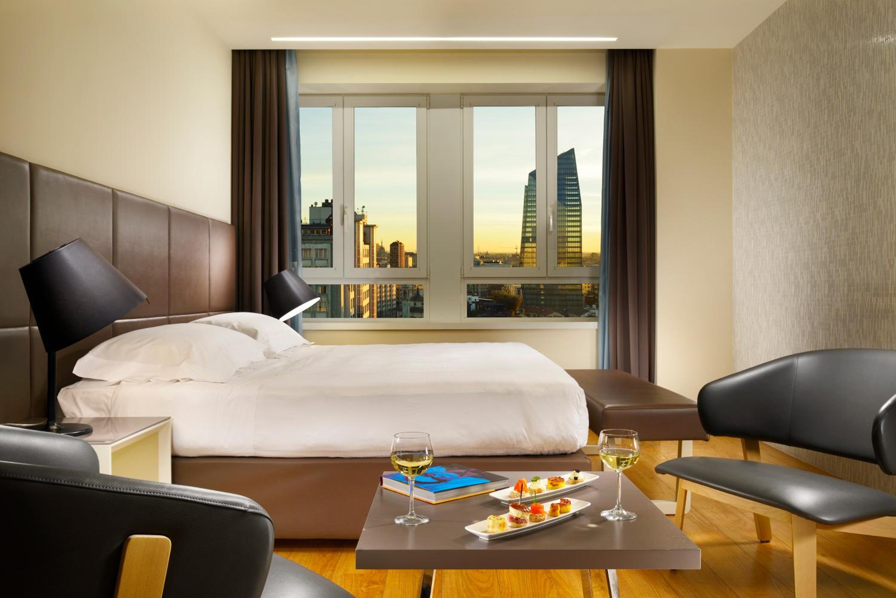 Superior Junior Suite Double (2 Adults + 2 Children)