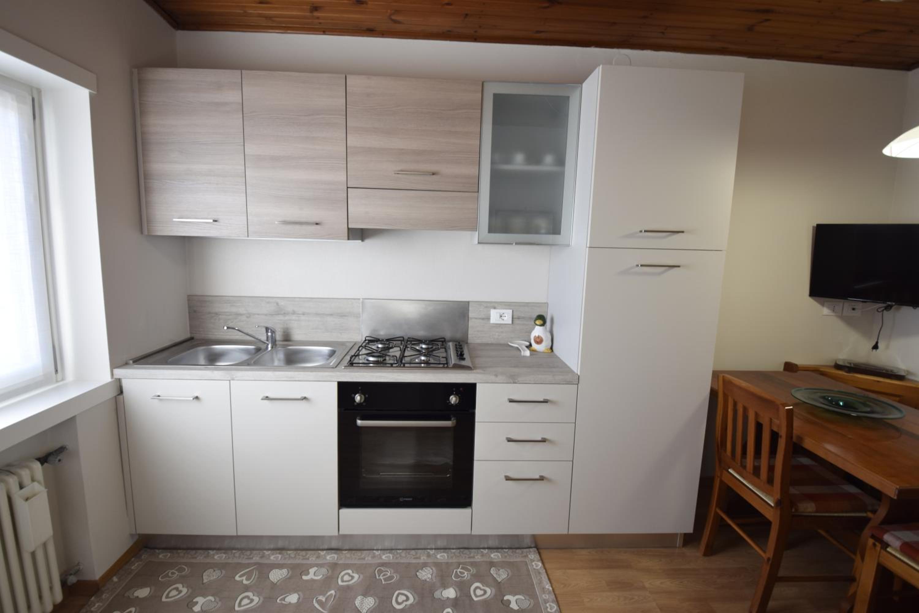 Two-Bedroom Apartment With City View photo 2