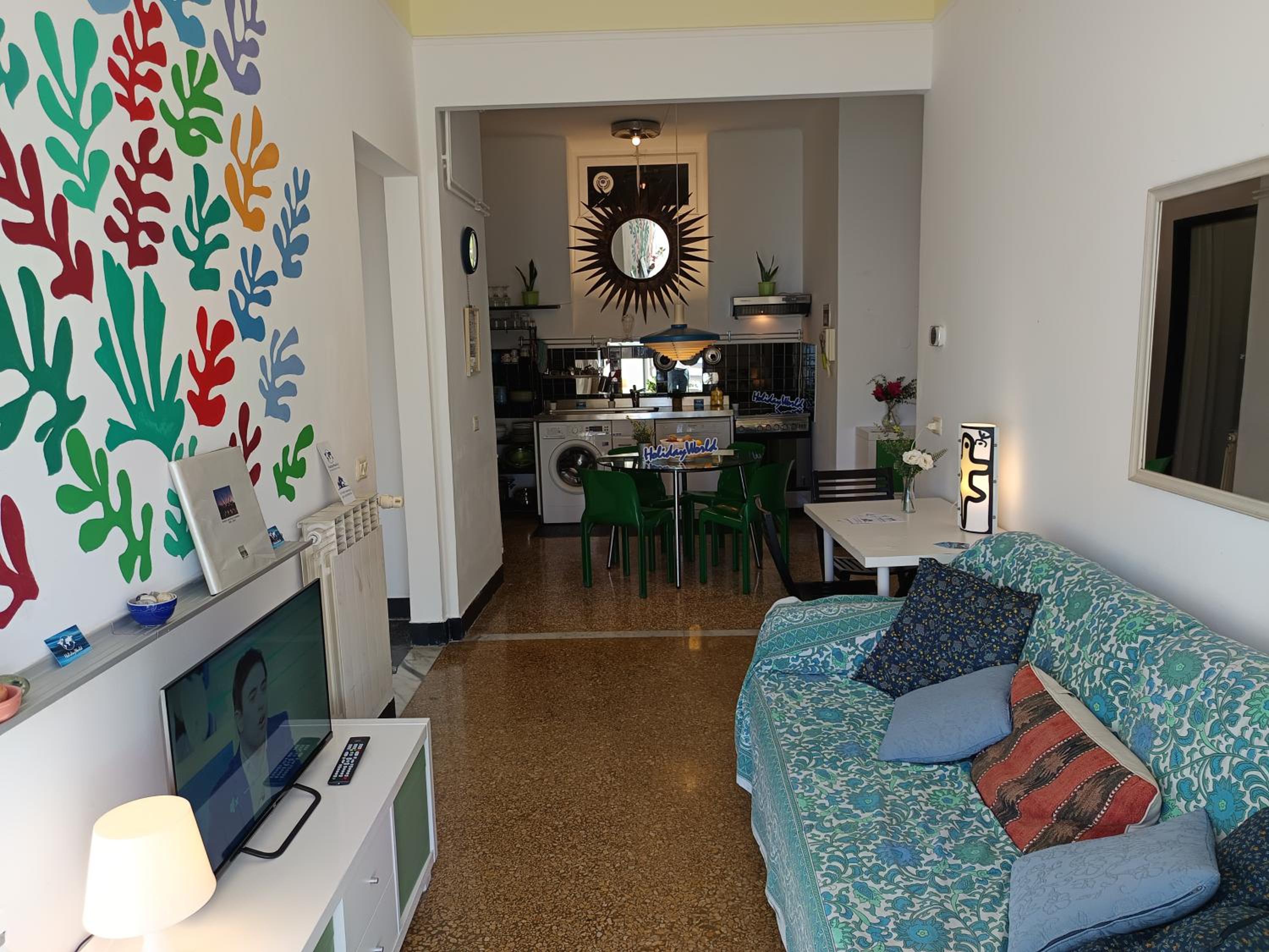 One-Bedroom Apartment