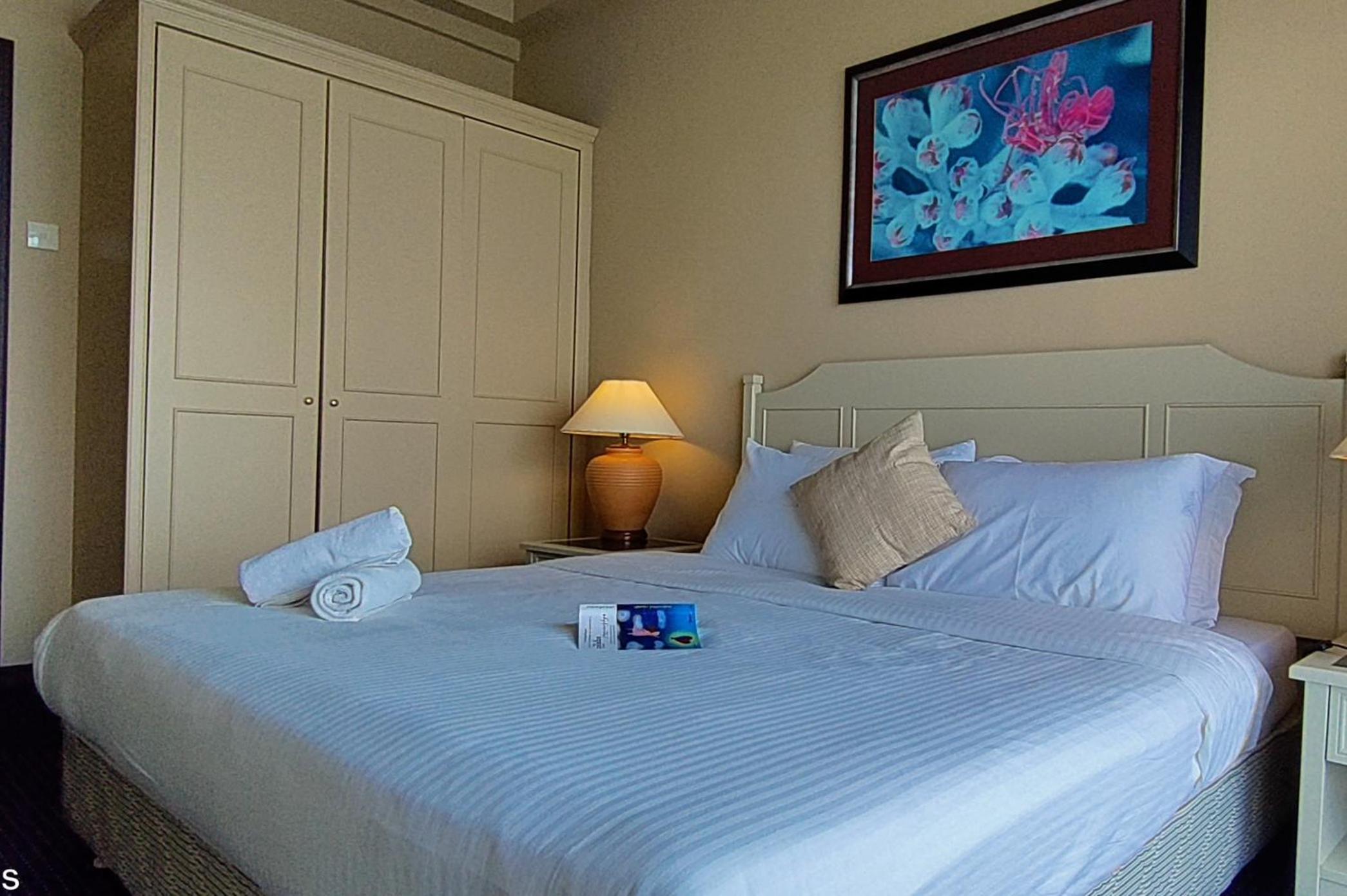 Two-Bedroom Apartment - Oceanfront  - Photo 26