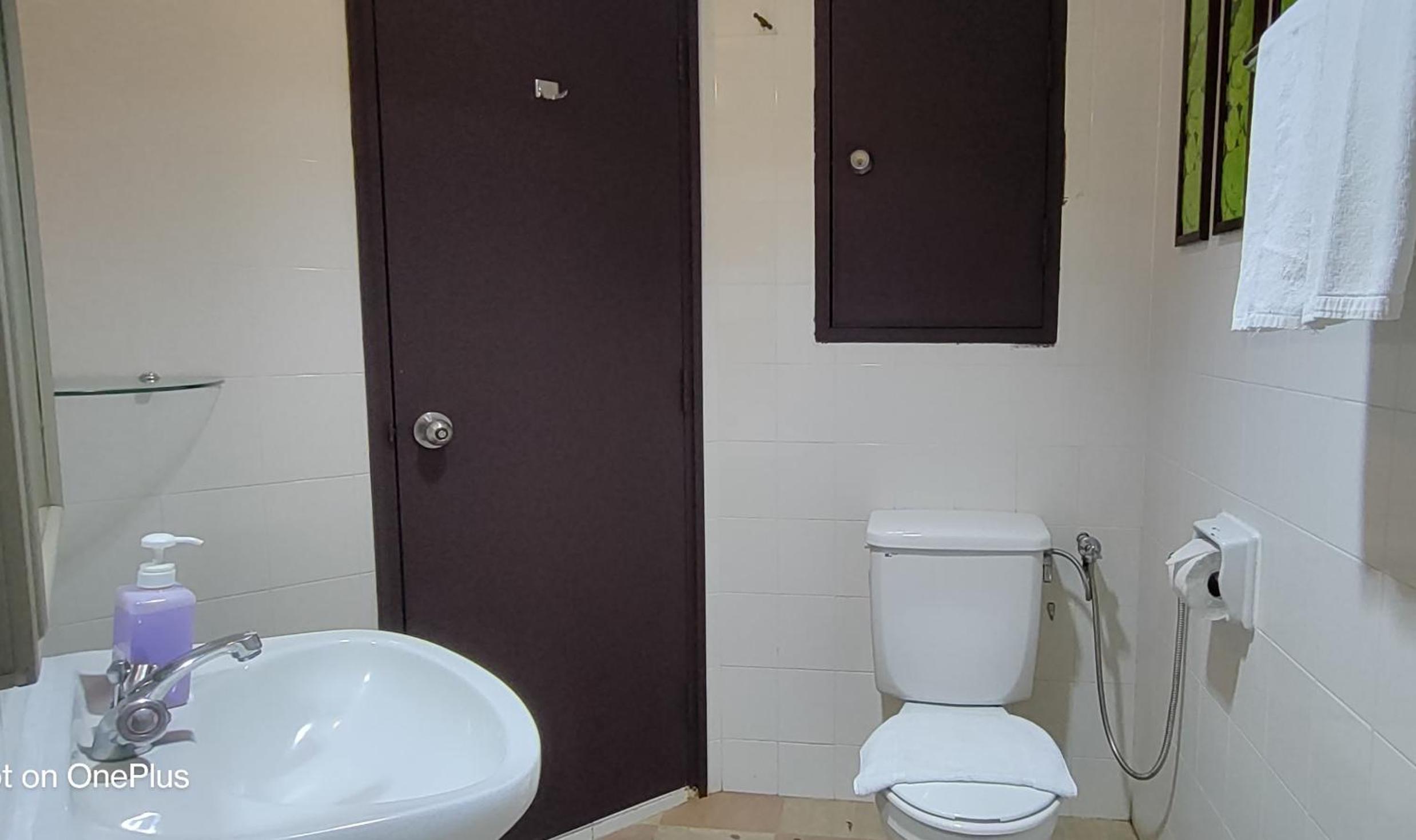 Two-Bedroom Apartment - Oceanfront  - Photo 37