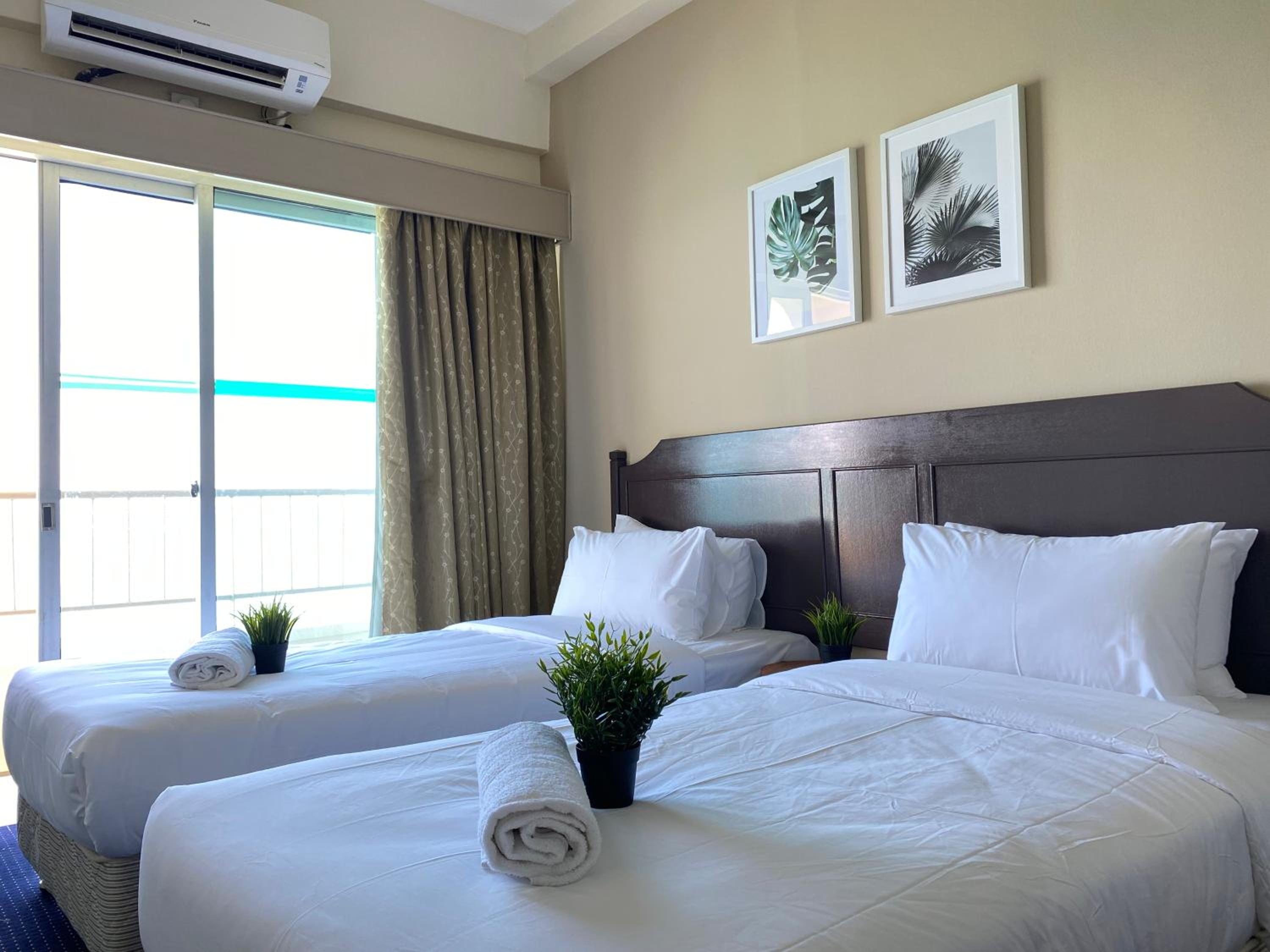 Two-Bedroom Apartment - Oceanfront  - Photo 1