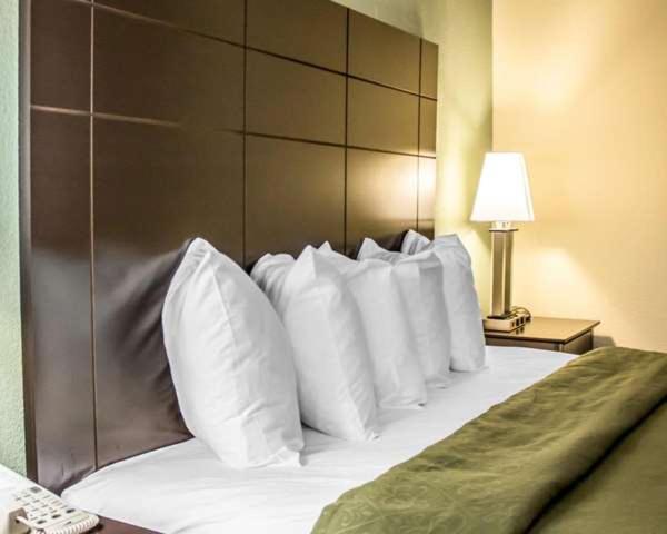 GrandStay Hotel & Suites Minocqua