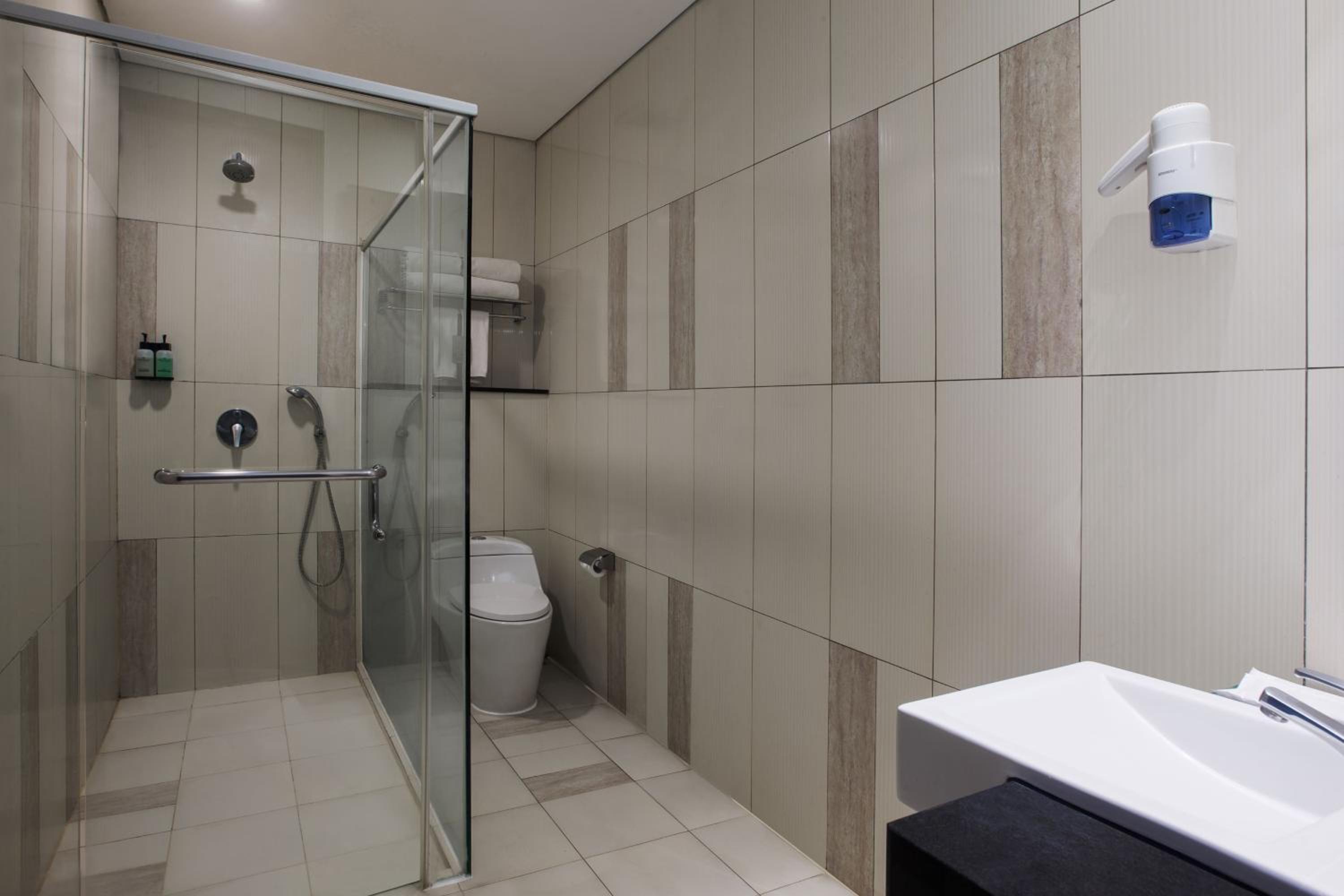 Deluxe Twin Room - Photo 2